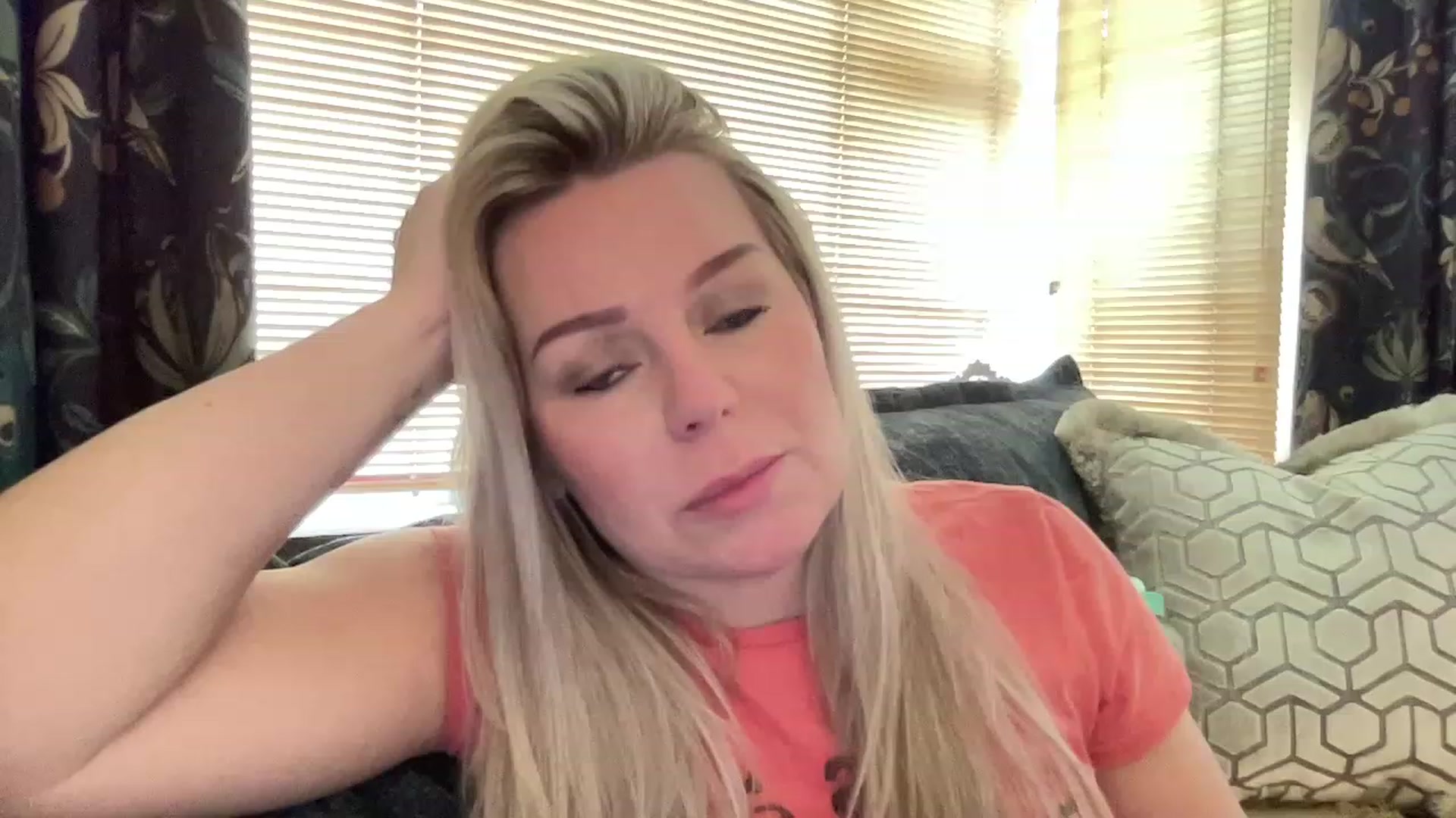 Gallery image thumbnail from LaraLaughs's myfreecams stream on, 03/13/2023, 13:20 image 1 of 20