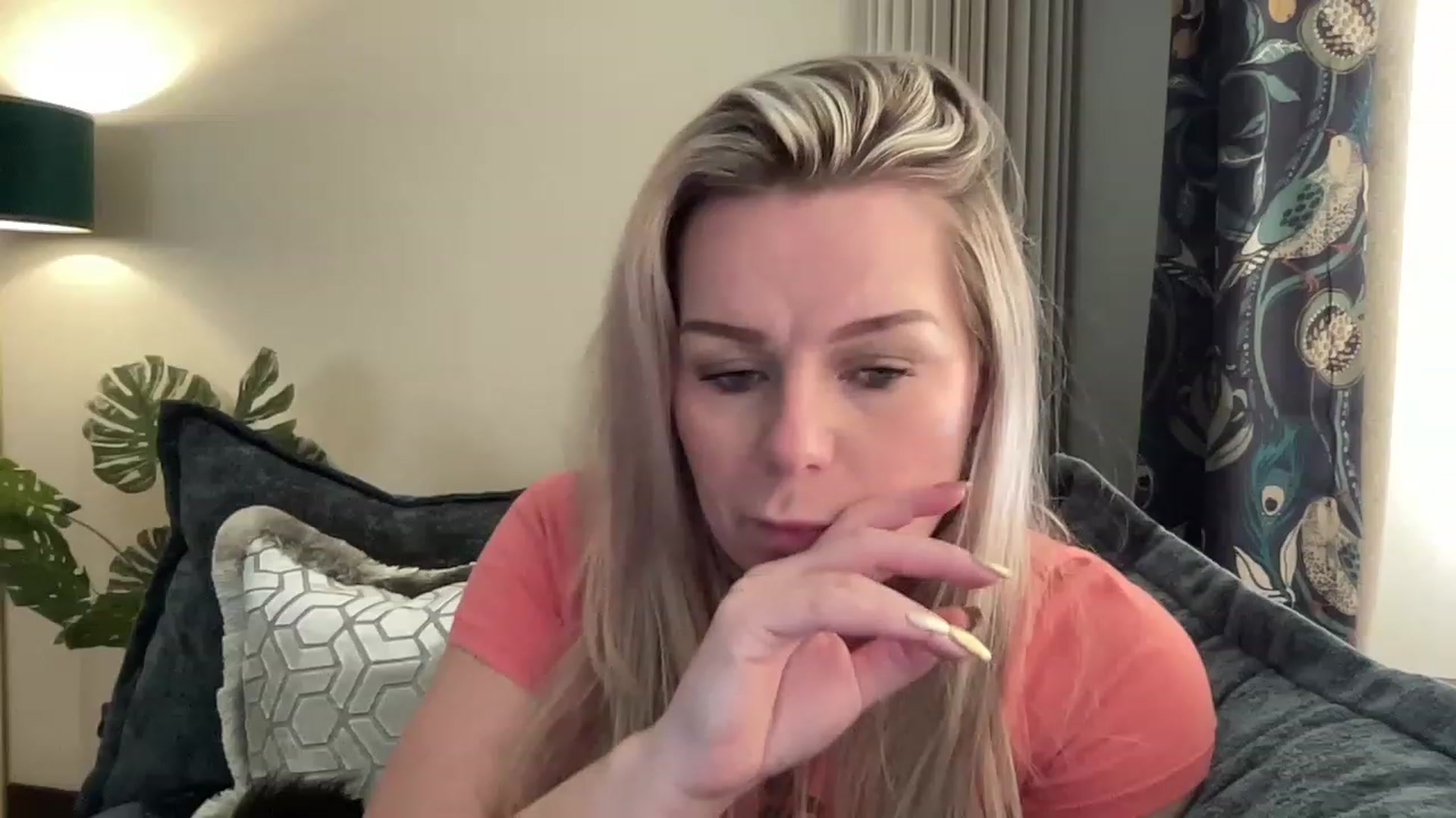 Gallery image thumbnail from LaraLaughs's myfreecams stream on, 03/13/2023, 14:27 image 19 of 20