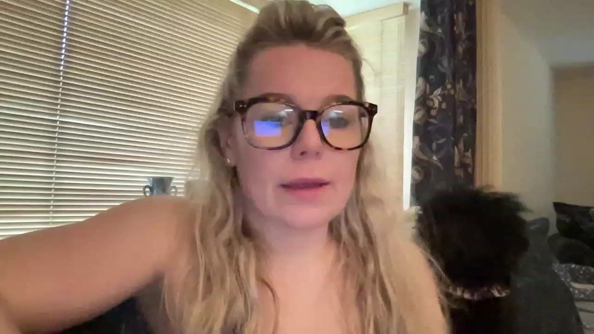 Gallery image thumbnail from LaraLaughs's myfreecams stream on, 03/20/2023, 10:48 image 6 of 20
