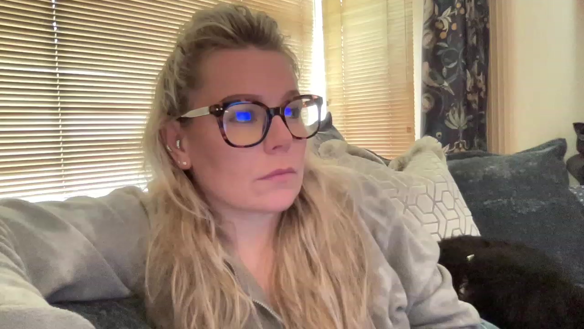 Gallery image thumbnail from LaraLaughs's myfreecams stream on, 03/20/2023, 14:31 image 10 of 20
