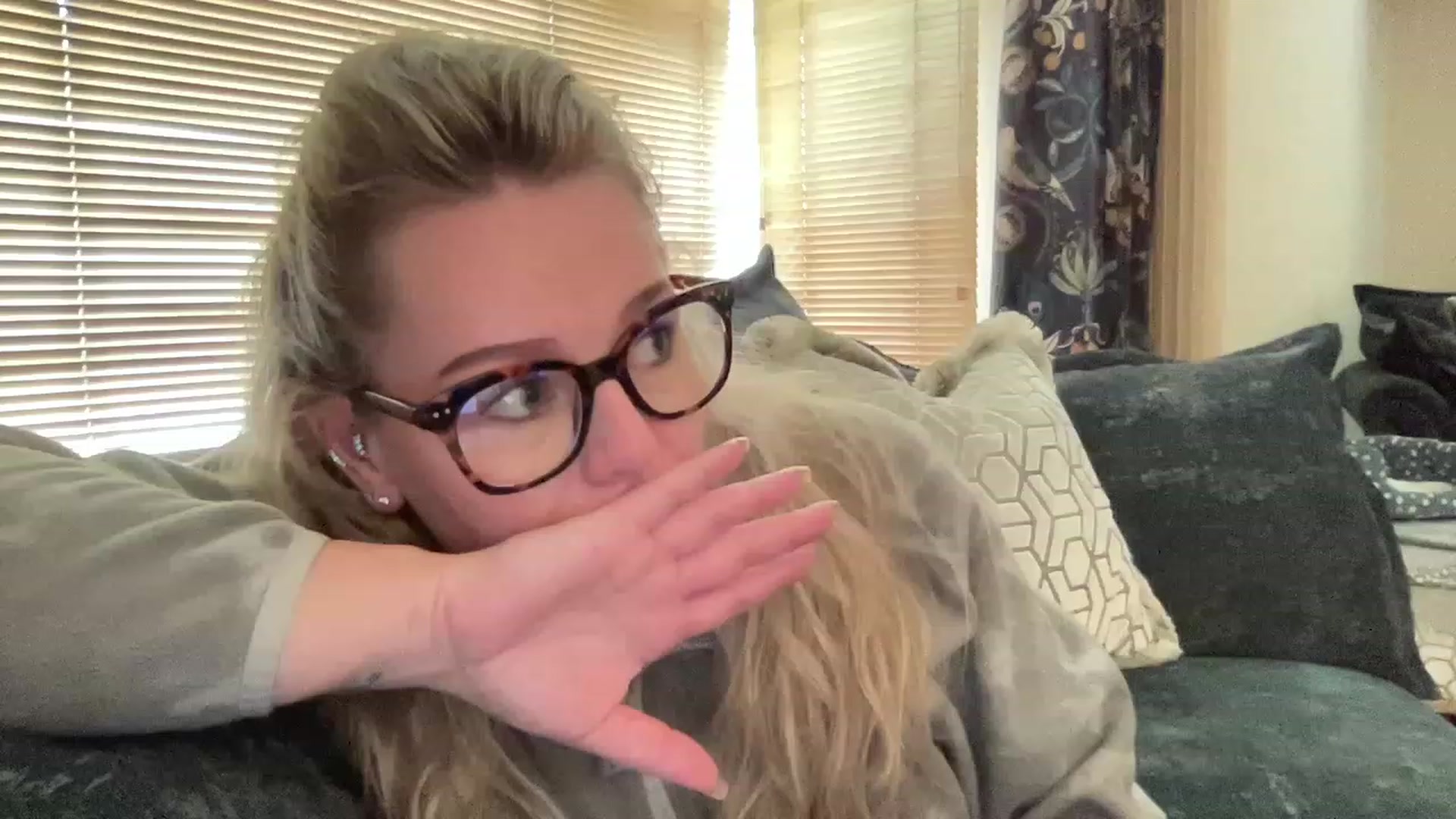 Gallery image thumbnail from LaraLaughs's myfreecams stream on, 03/20/2023, 14:31 image 5 of 20