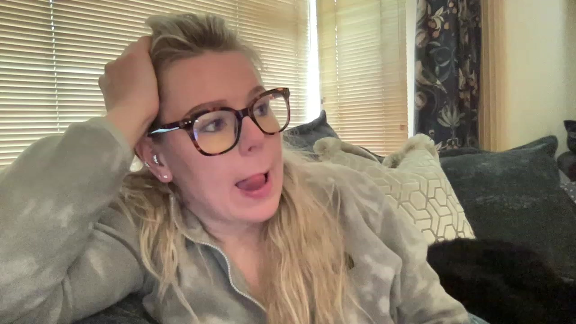 Gallery image thumbnail from LaraLaughs's myfreecams stream on, 03/20/2023, 14:31 image 11 of 20