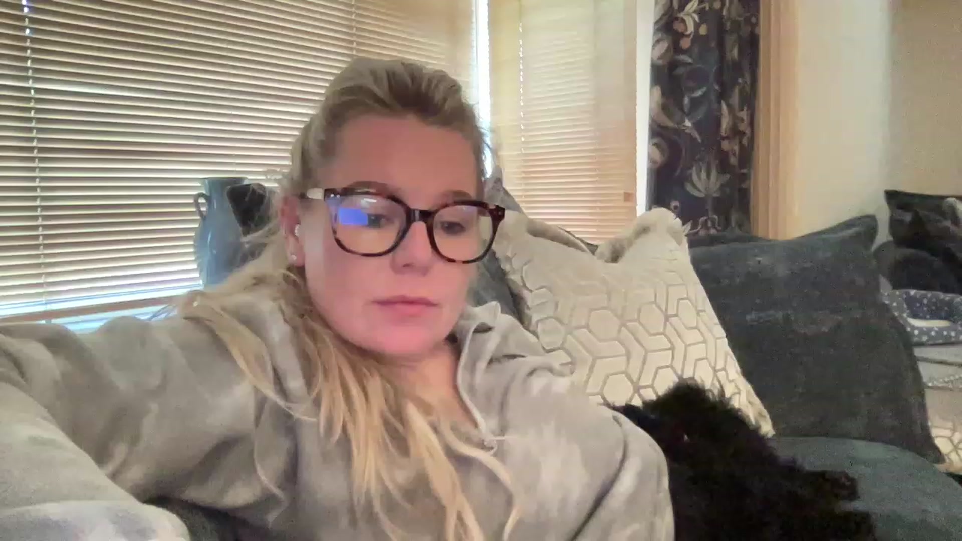 Gallery image thumbnail from LaraLaughs's myfreecams stream on, 03/20/2023, 14:31 image 18 of 20