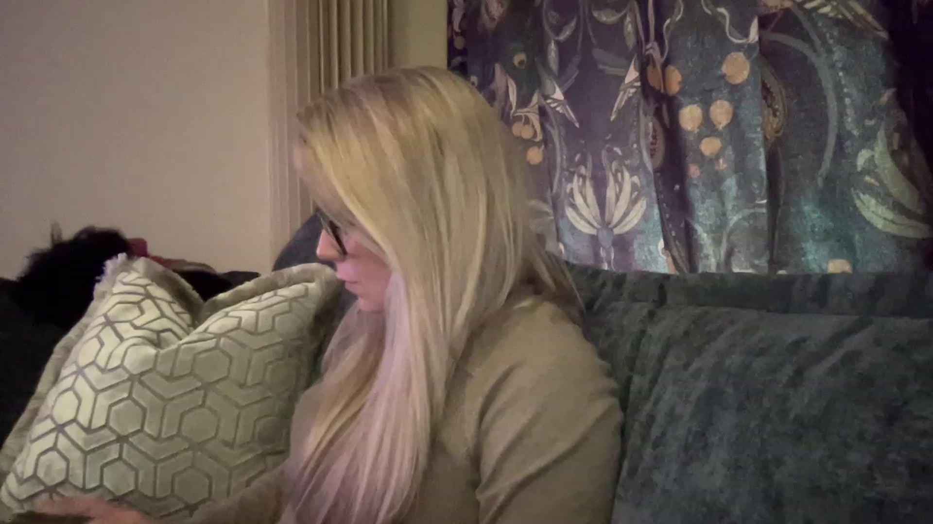 Gallery image thumbnail from LaraLaughs's myfreecams stream on, 03/31/2023, 10:46 image 20 of 20