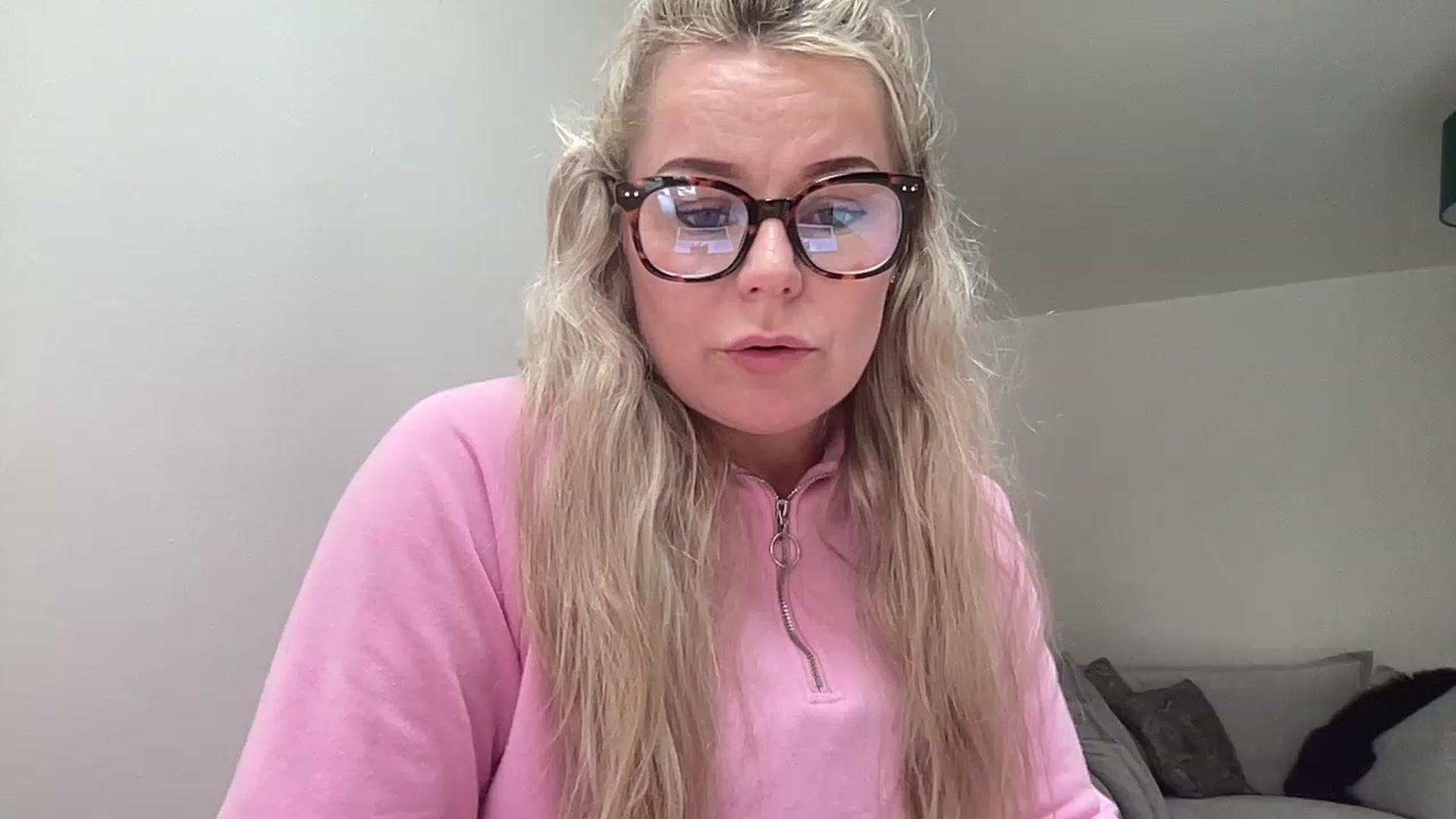 Gallery image thumbnail from LaraLaughs's myfreecams stream on, 04/19/2023, 12:58 image 11 of 20