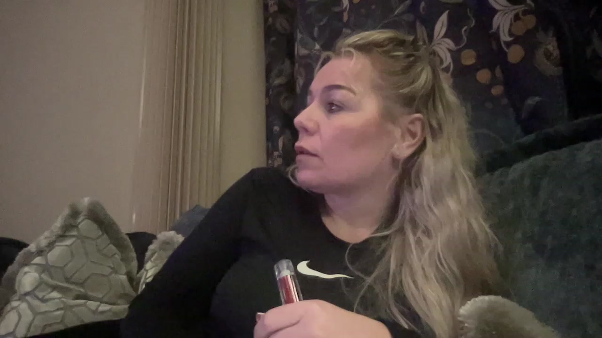 Gallery image thumbnail from LaraLaughs's myfreecams stream on, 04/27/2023, 19:52 image 1 of 20