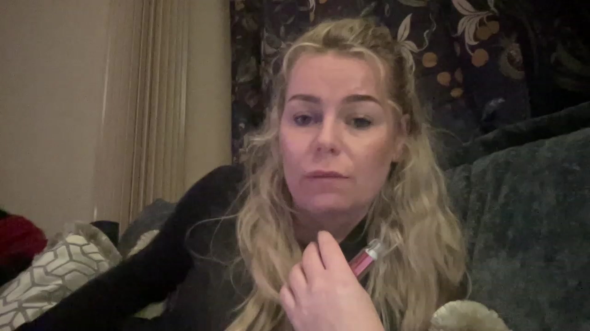 Gallery image thumbnail from LaraLaughs's myfreecams stream on, 04/27/2023, 19:52 image 7 of 20