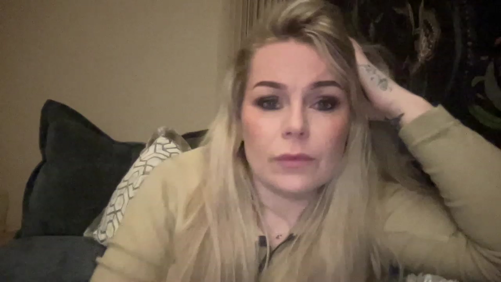 Gallery image thumbnail from LaraLaughs's myfreecams stream on, 04/30/2023, 20:42 image 5 of 20