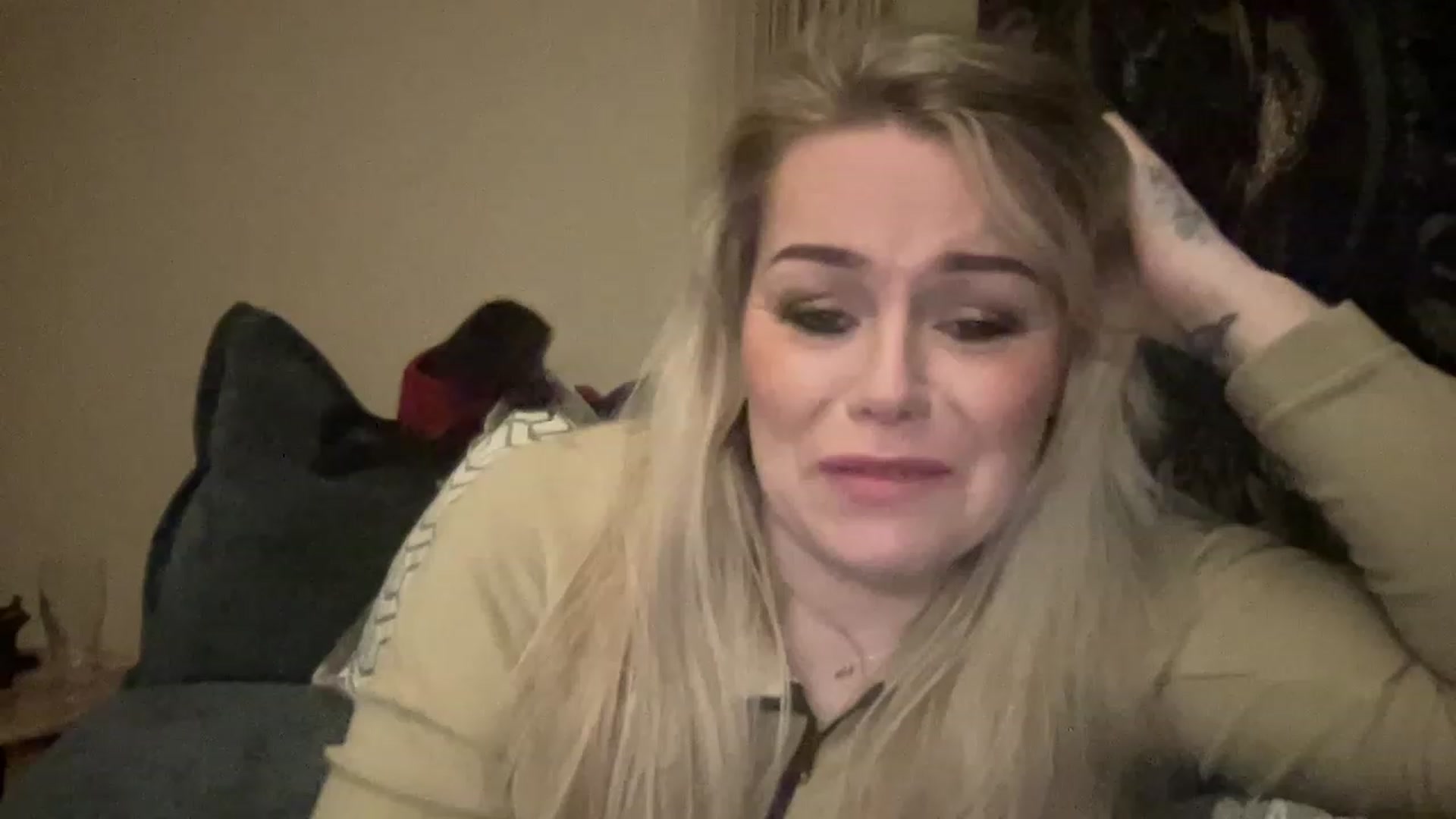 Gallery image thumbnail from LaraLaughs's myfreecams stream on, 04/30/2023, 20:42 image 4 of 20