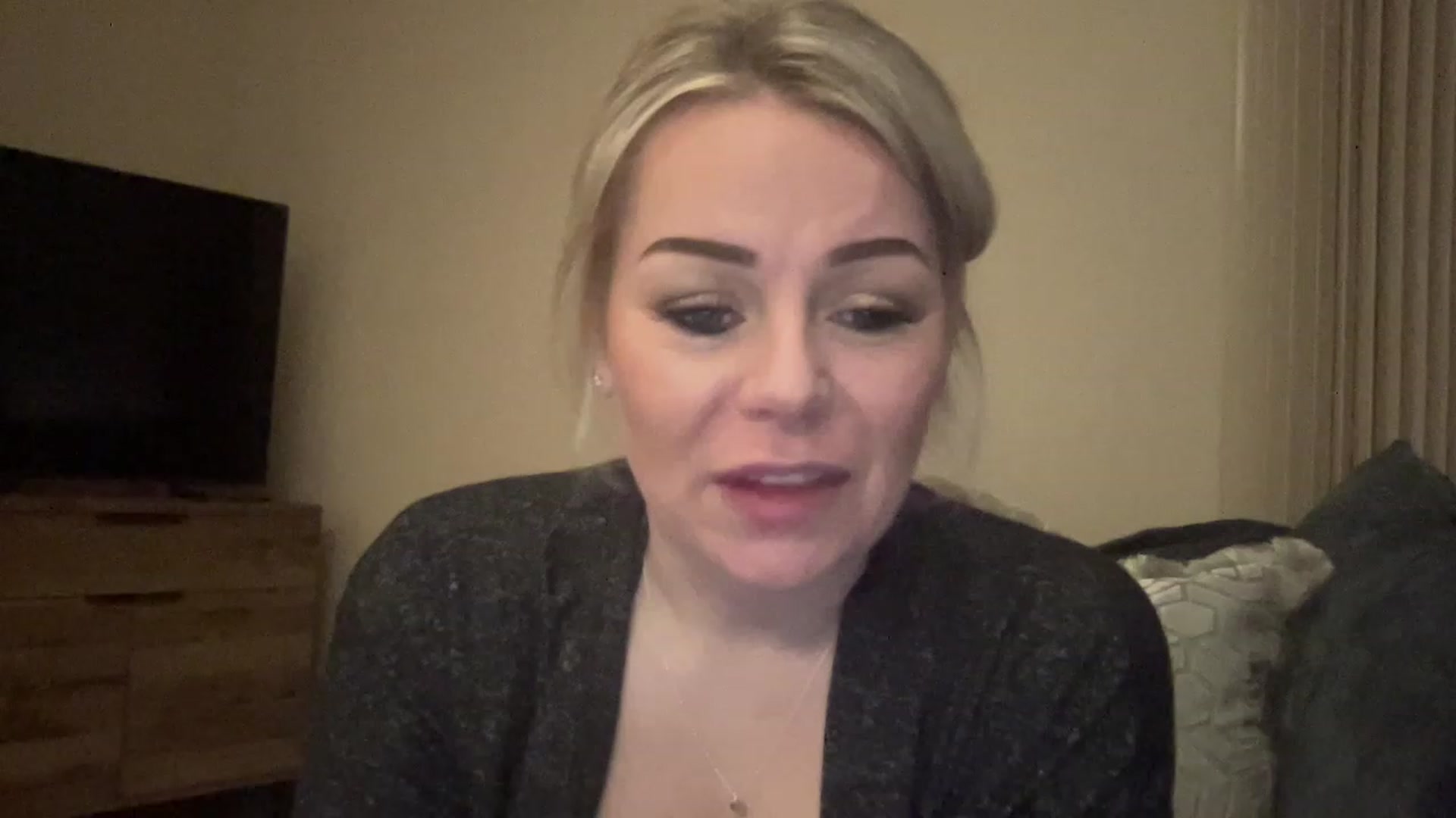 Gallery image thumbnail from LaraLaughs's myfreecams stream on, 05/01/2023, 09:23 image 18 of 20
