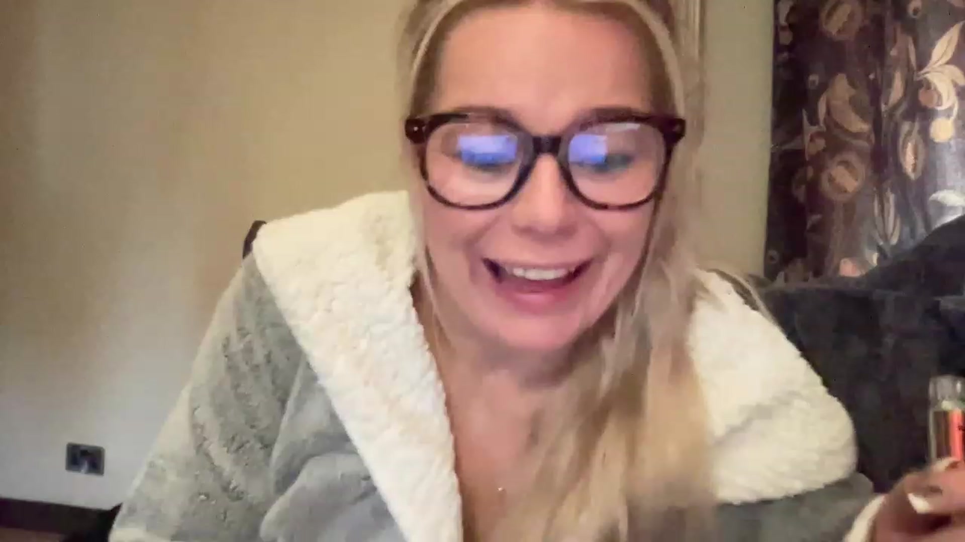 Gallery image thumbnail from LaraLaughs's myfreecams stream on, 05/05/2023, 19:01 image 10 of 20