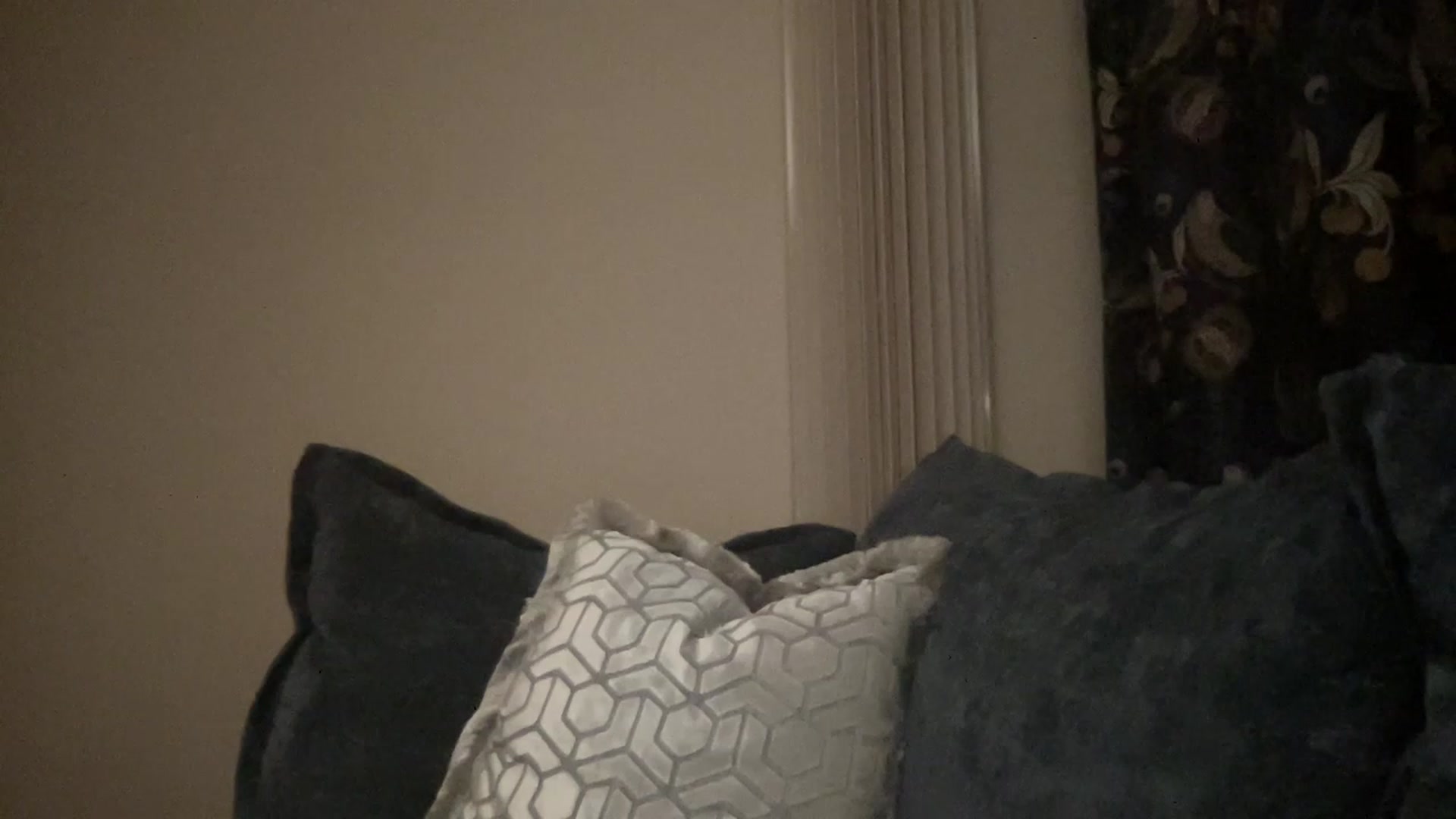Gallery image thumbnail from LaraLaughs's myfreecams stream on, 05/05/2023, 19:53 image 14 of 20