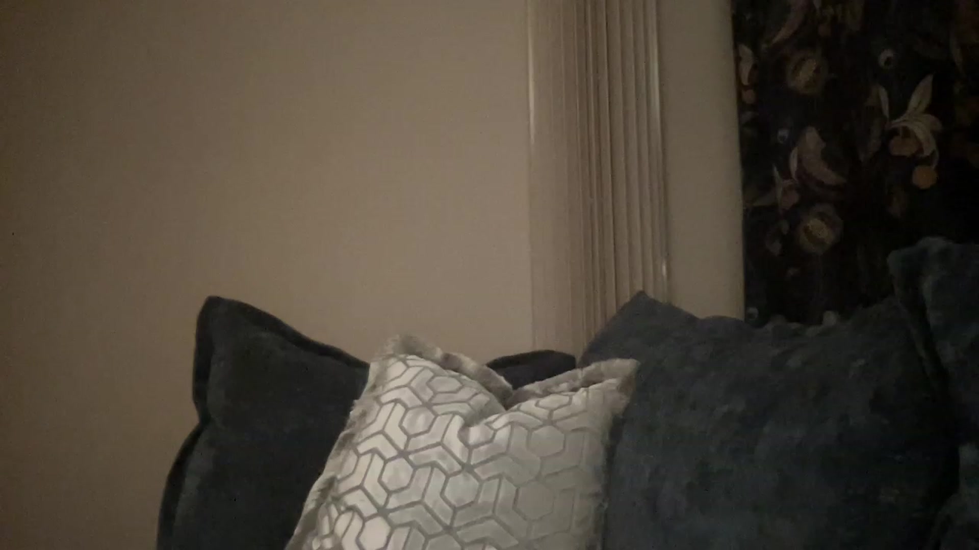 Gallery image thumbnail from LaraLaughs's myfreecams stream on, 05/05/2023, 19:53 image 12 of 20