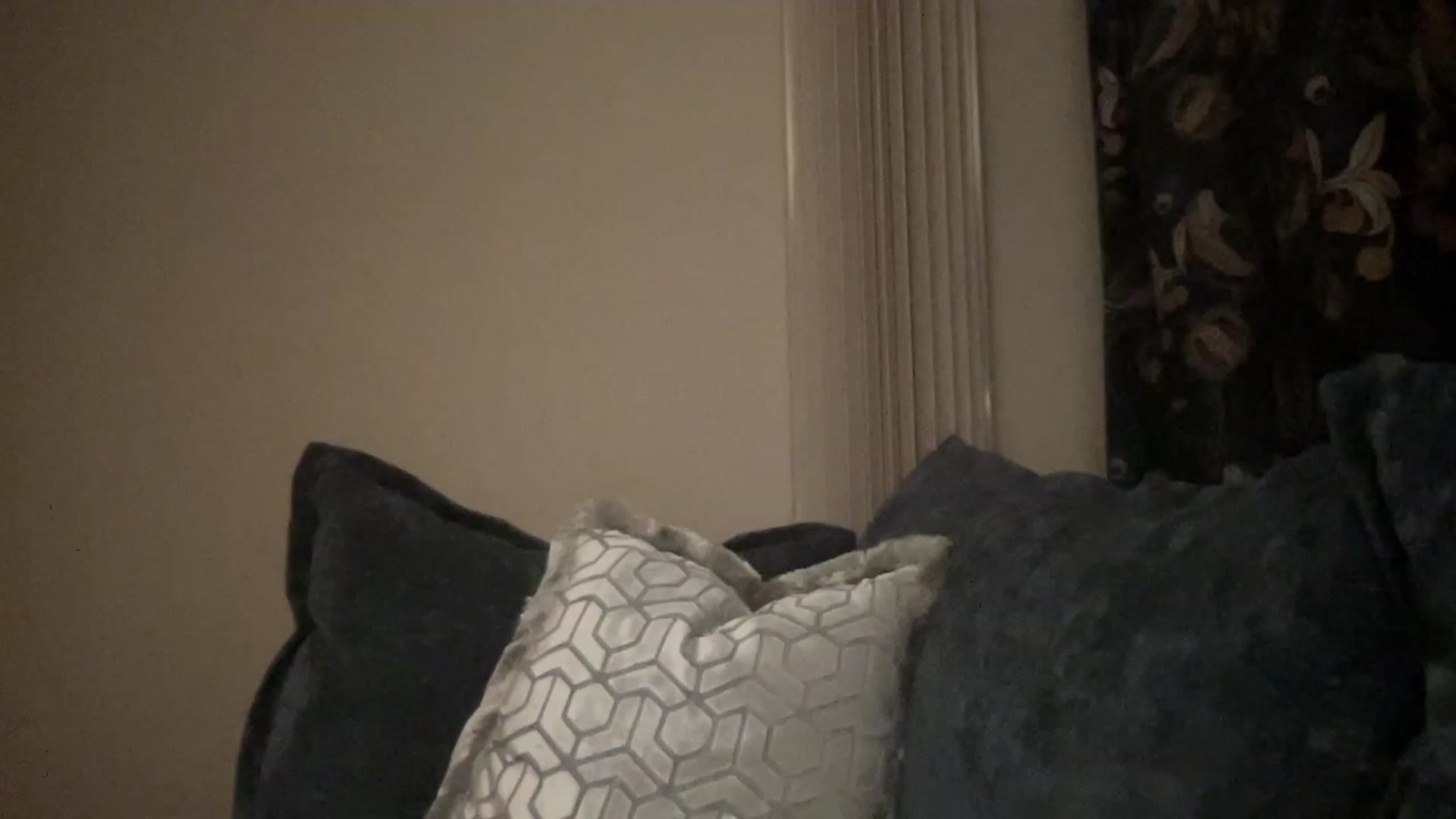 Gallery image thumbnail from LaraLaughs's myfreecams stream on, 05/05/2023, 19:53 image 13 of 20