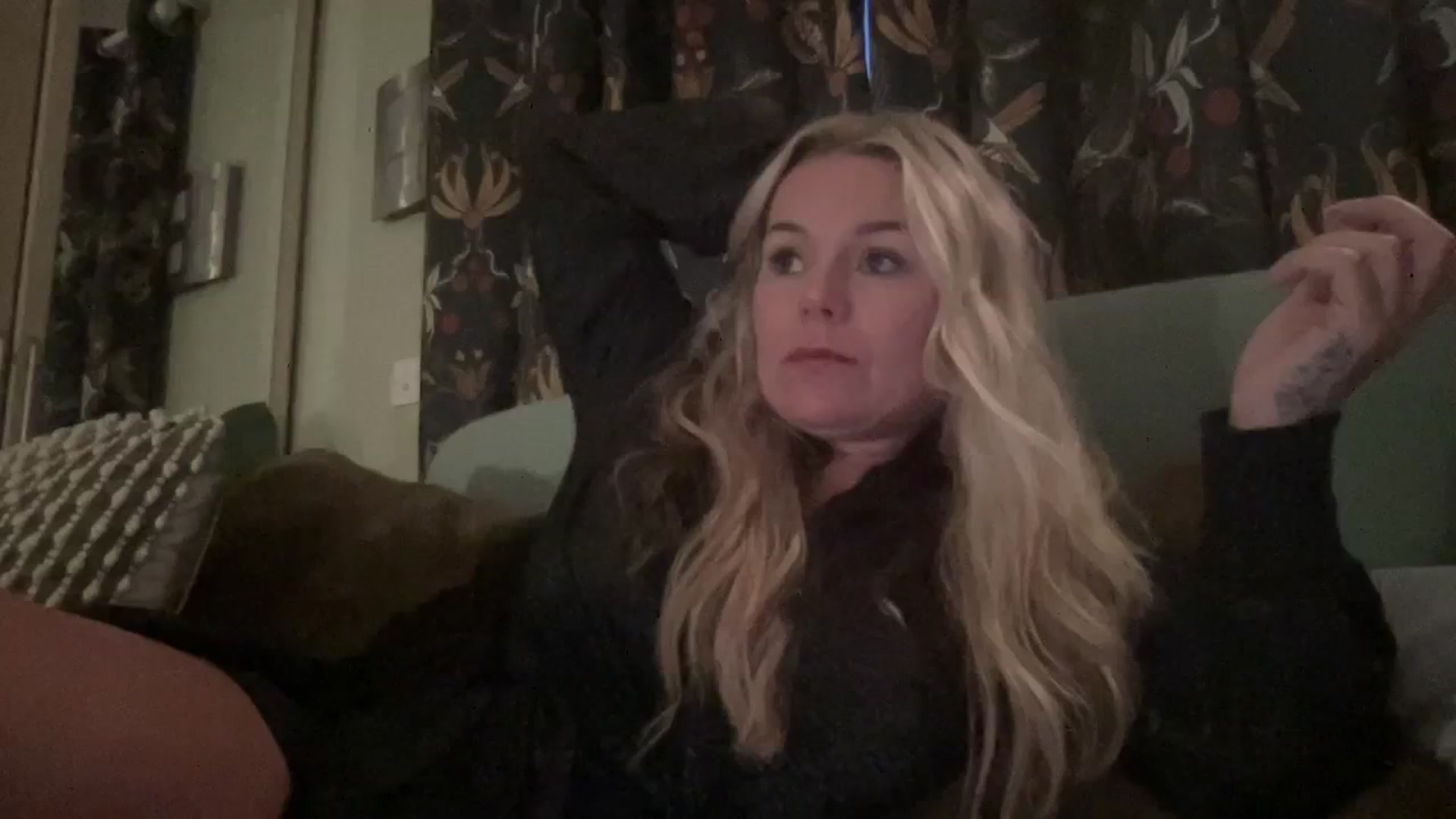 Gallery image thumbnail from LaraLaughs's myfreecams stream on, 09/12/2023, 19:48 image 1 of 20