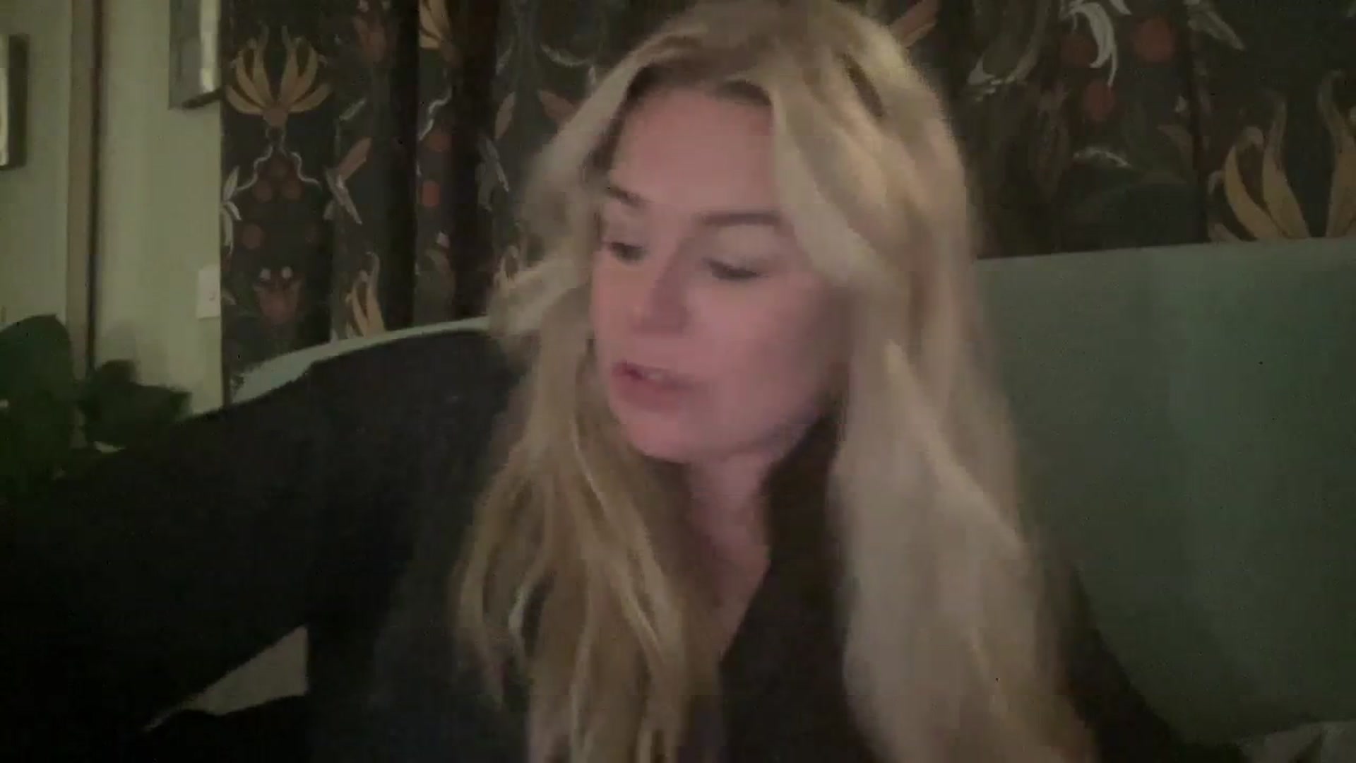 Gallery image thumbnail from LaraLaughs's myfreecams stream on, 09/12/2023, 21:09 image 8 of 20