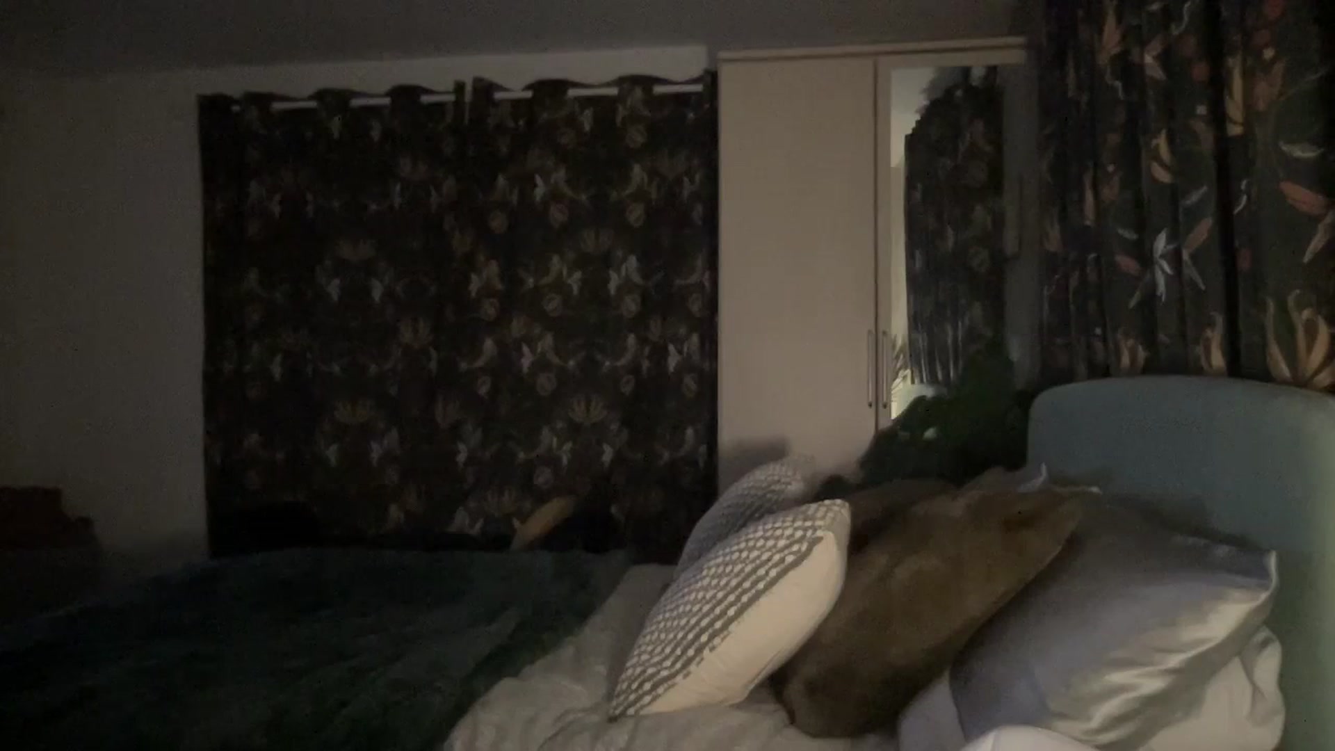 Gallery image thumbnail from LaraLaughs's myfreecams stream on, 09/17/2023, 19:55 image 5 of 20
