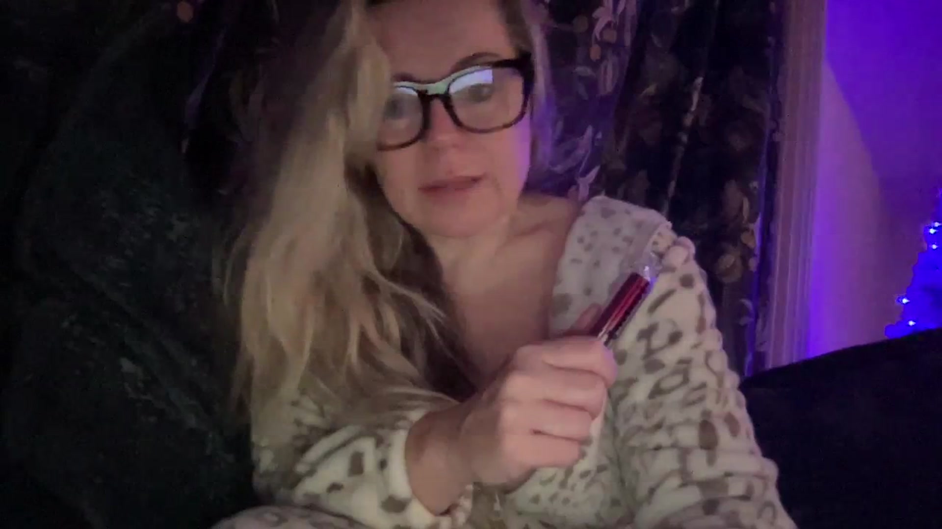 Gallery image thumbnail from LaraLaughs's myfreecams stream on, 11/22/2023, 21:09 image 8 of 20