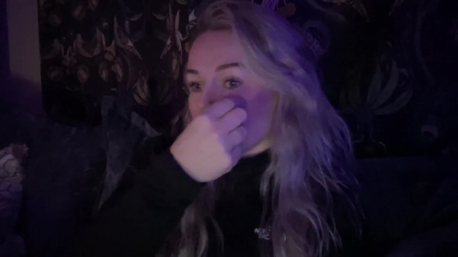 Gallery image thumbnail from LaraLaughs's myfreecams stream on, 12/04/2023, 17:51 image 6 of 20