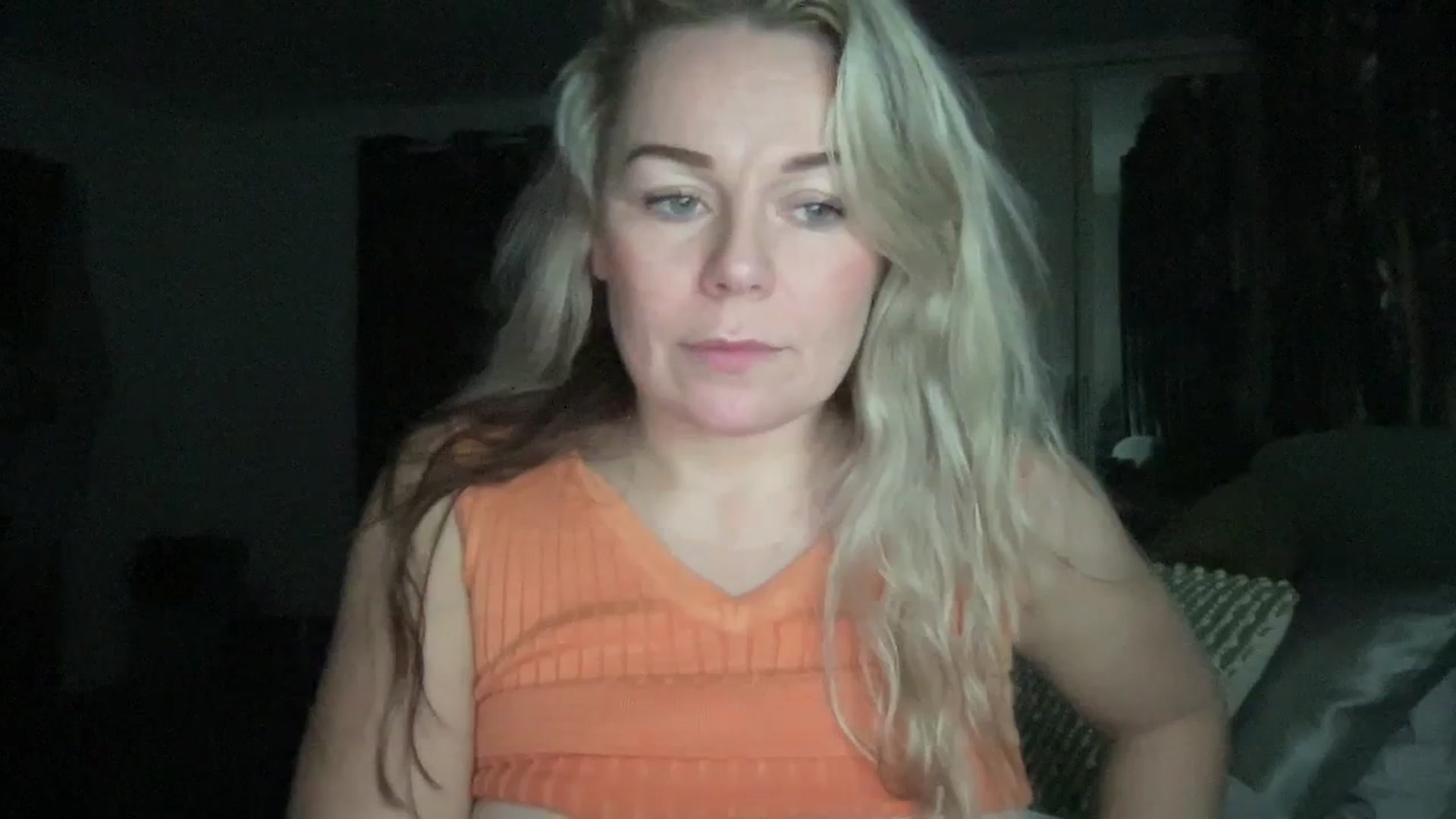 Gallery image thumbnail from LaraLaughs's myfreecams stream on, 12/04/2023, 21:41 image 9 of 20