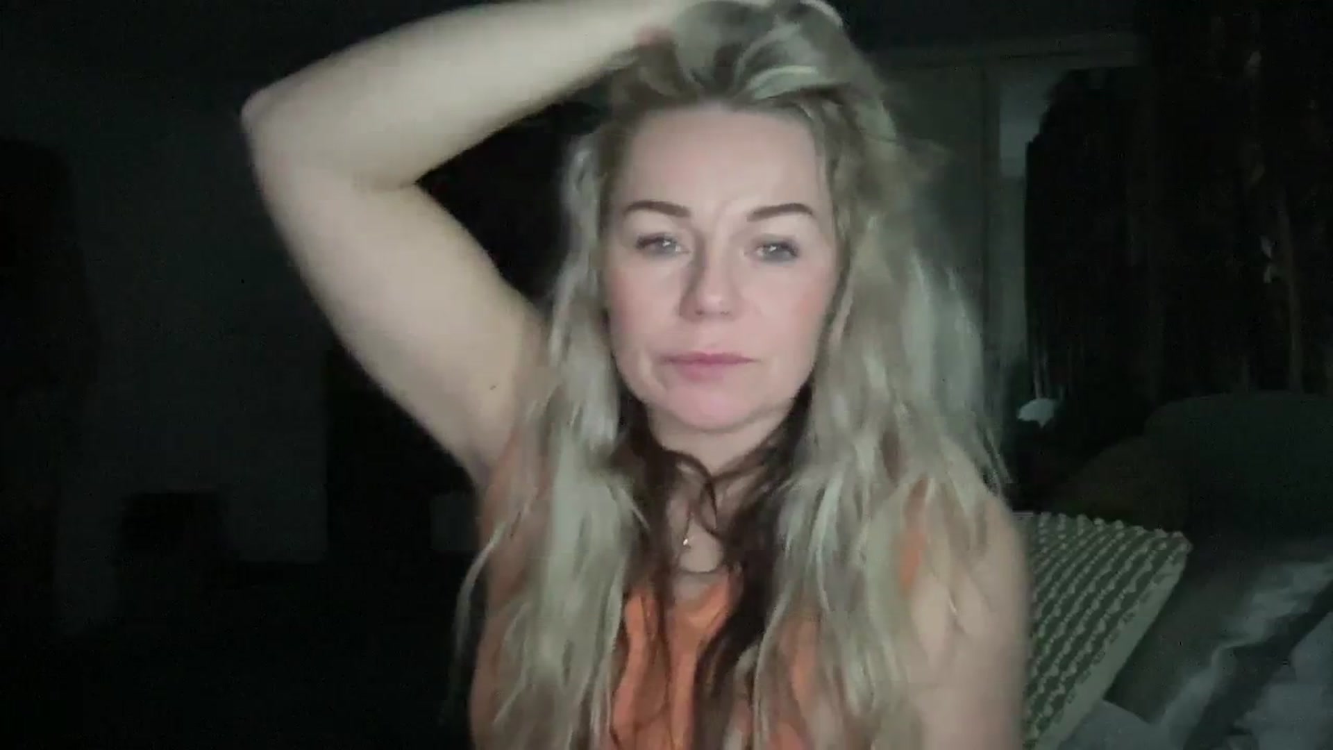 Gallery image thumbnail from LaraLaughs's myfreecams stream on, 12/04/2023, 21:41 image 6 of 20