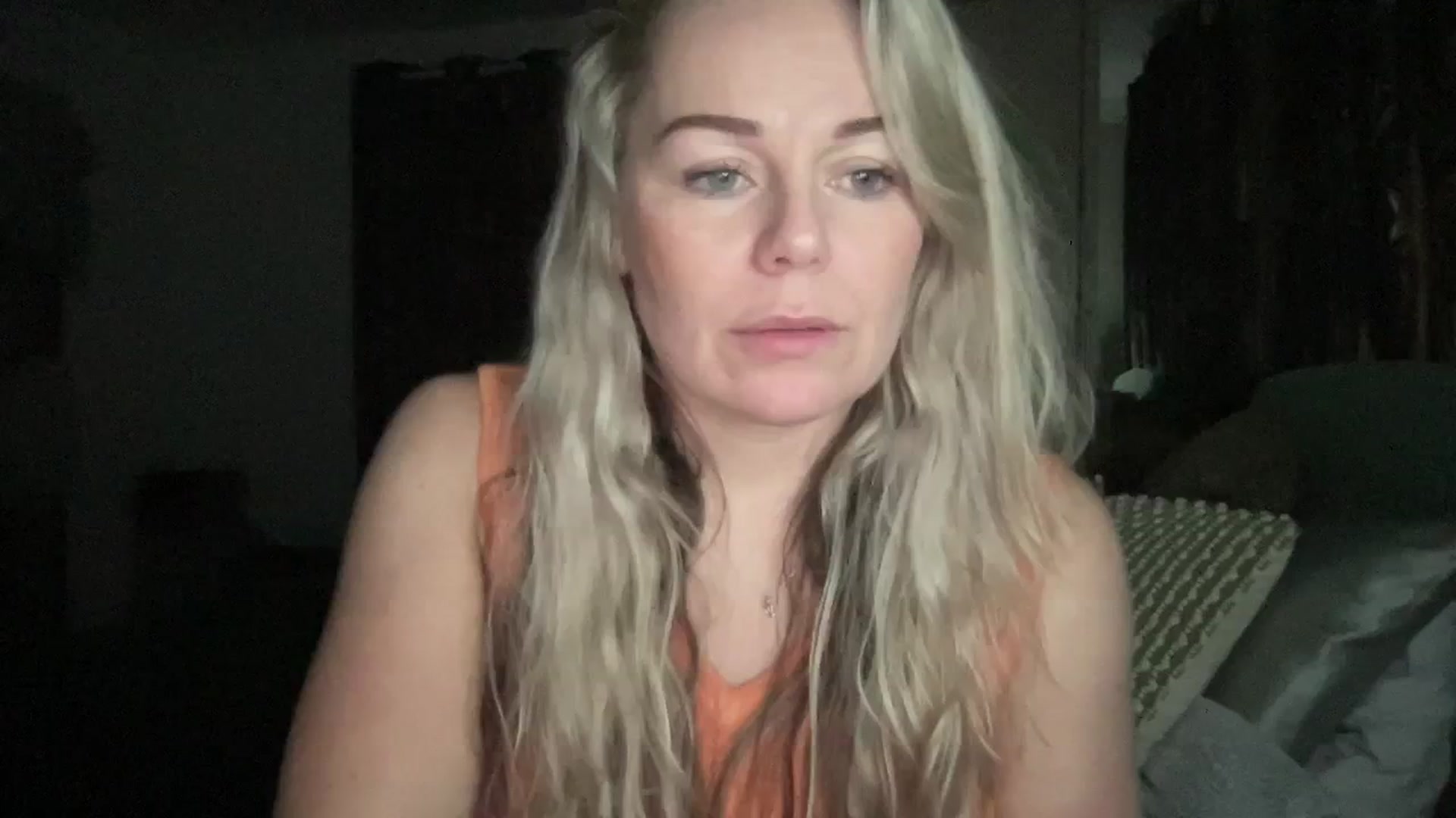 Gallery image thumbnail from LaraLaughs's myfreecams stream on, 12/04/2023, 22:13 image 1 of 20