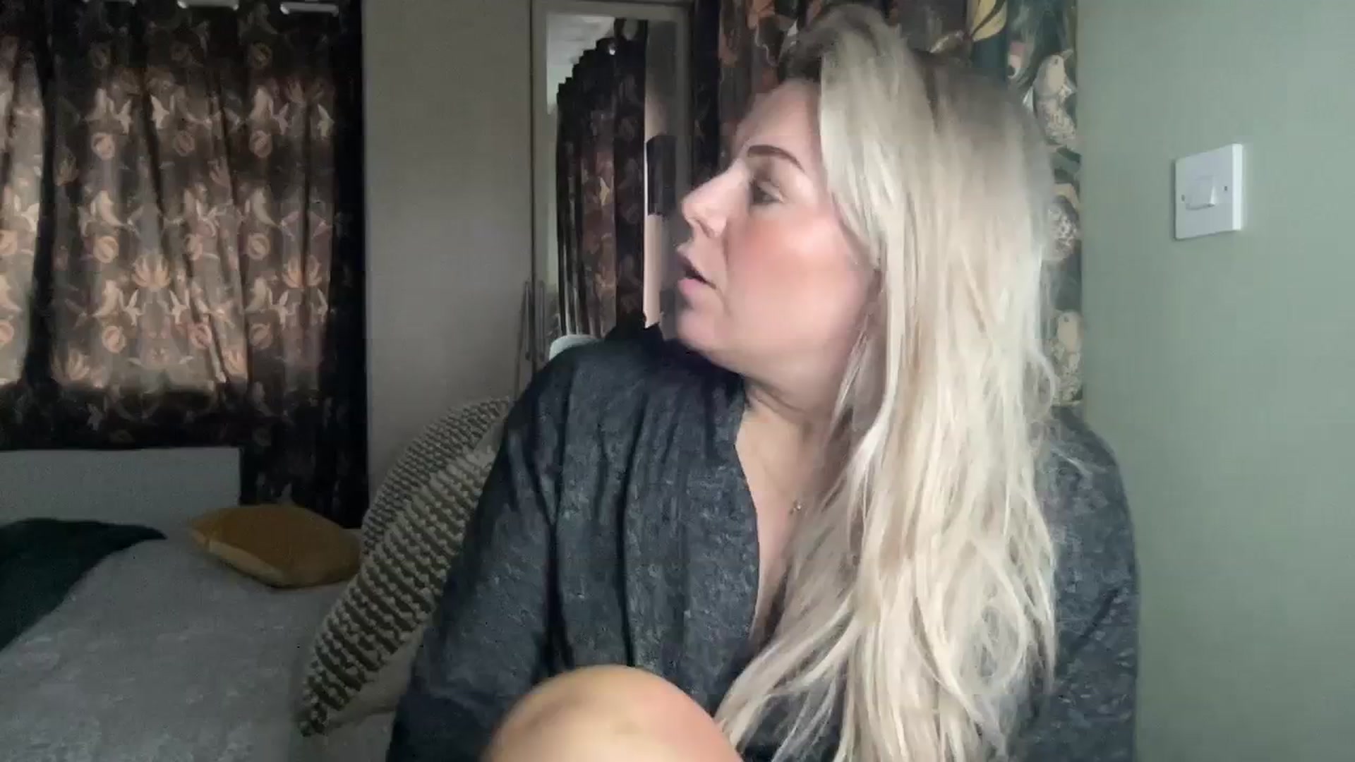 Gallery image thumbnail from LaraLaughs's myfreecams stream on, 12/06/2023, 14:57 image 9 of 20