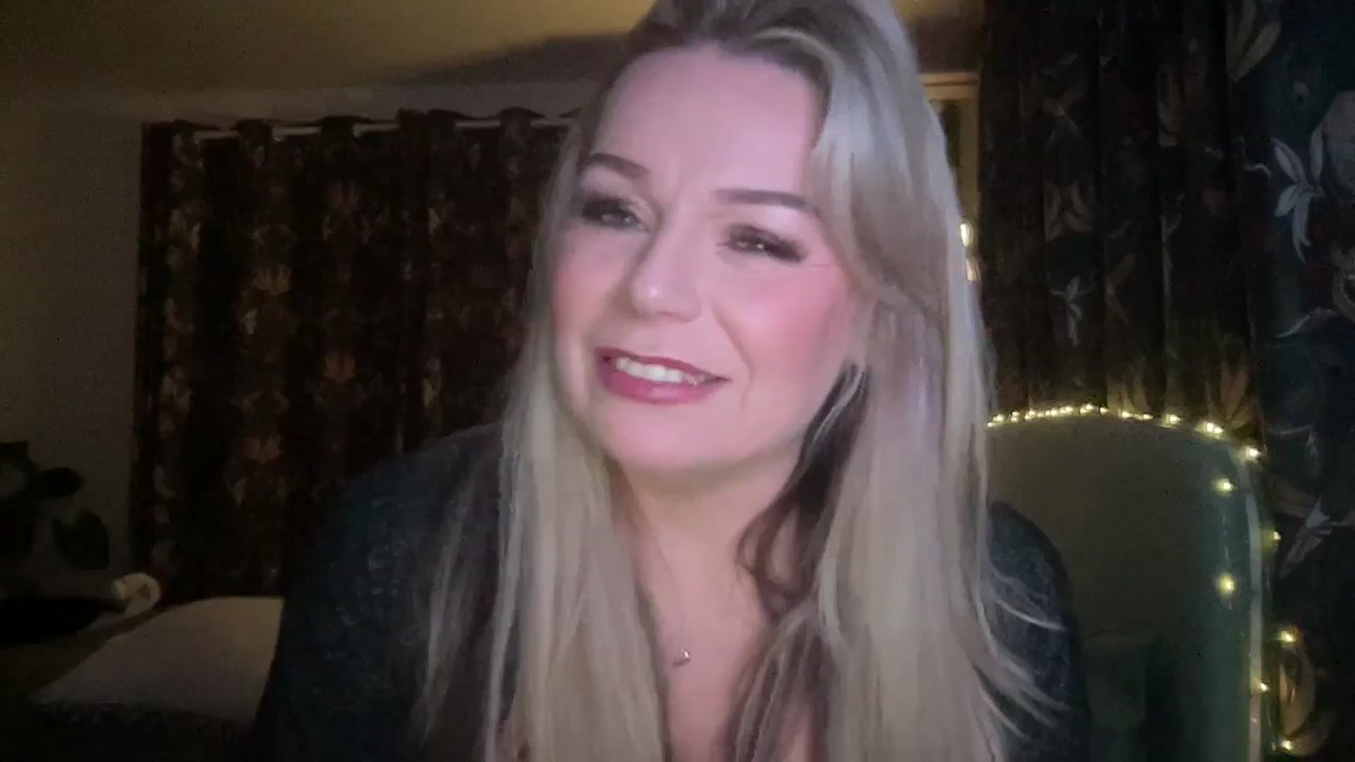 Gallery image thumbnail from LaraLaughs's myfreecams stream on, 12/17/2023, 22:16 image 17 of 20