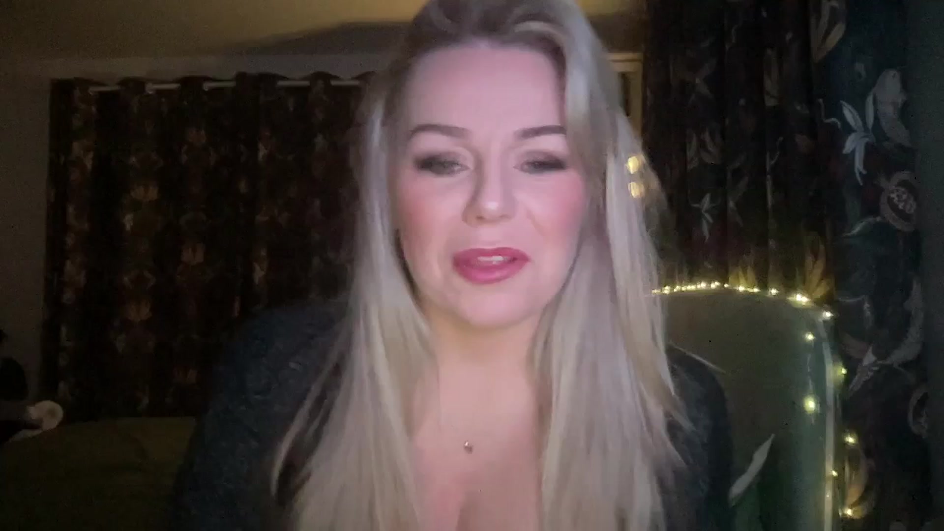 Gallery image thumbnail from LaraLaughs's myfreecams stream on, 12/17/2023, 22:16 image 11 of 20
