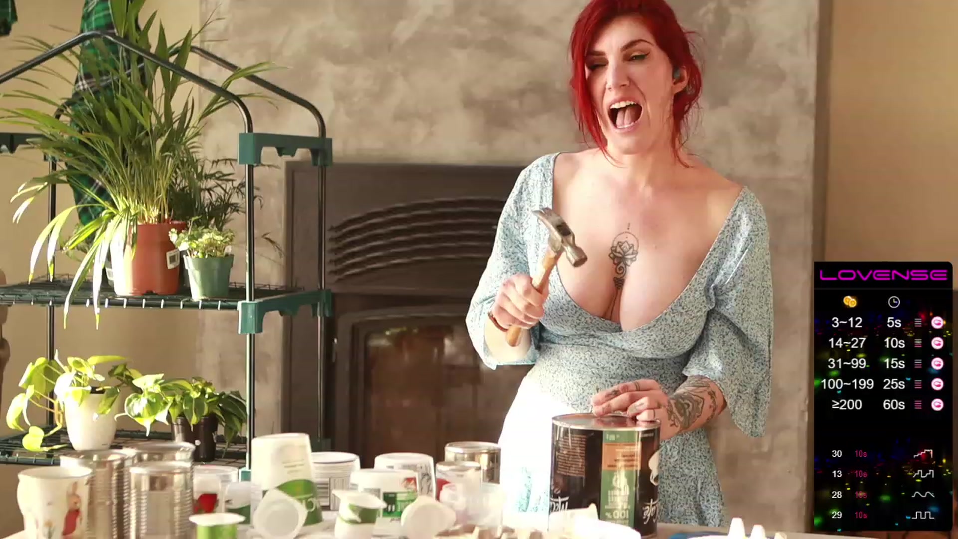 Gallery image thumbnail from LaraLoxley's myfreecams stream on, 03/11/2023, 21:56 image 4 of 20