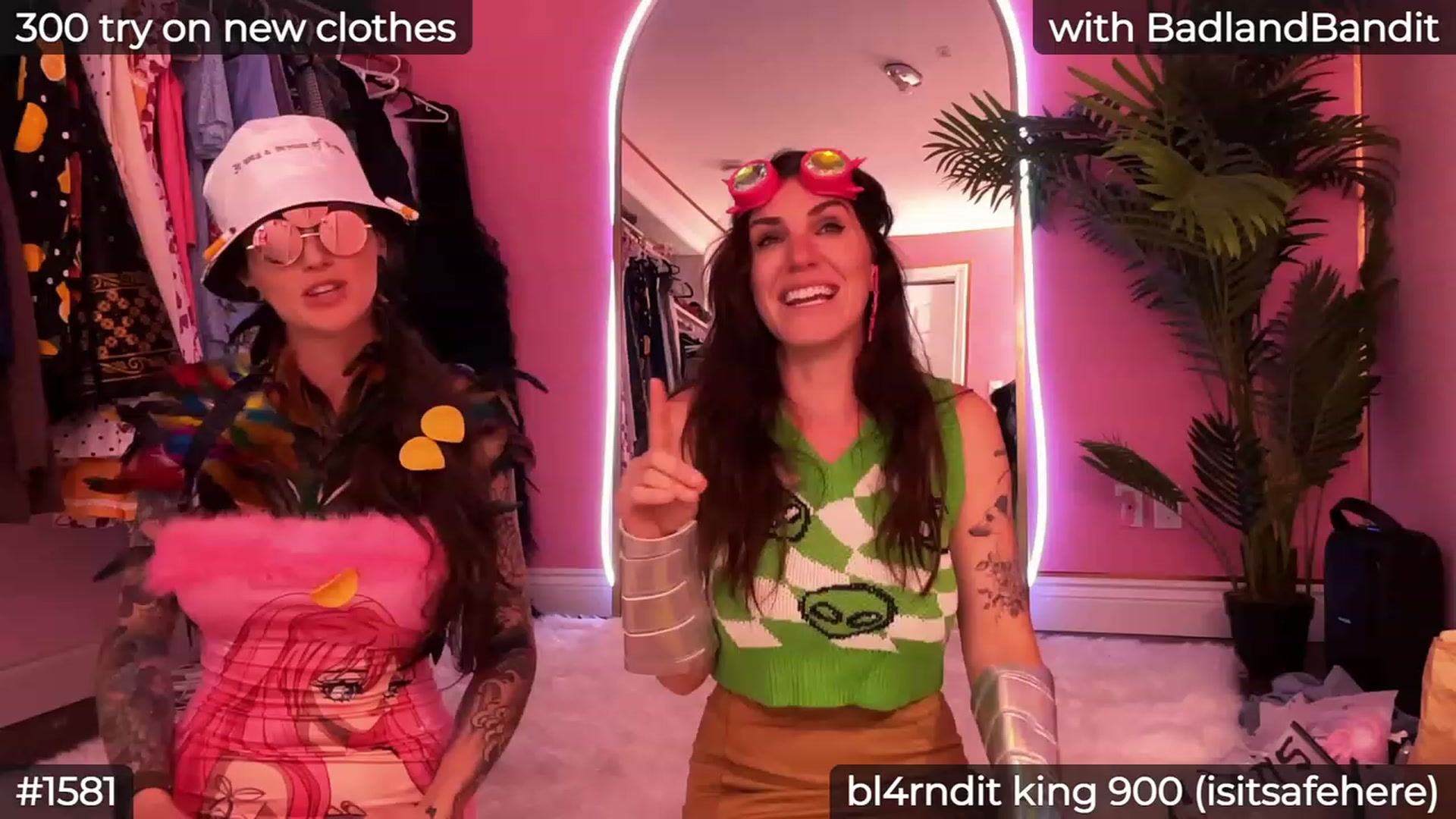 Gallery image thumbnail from LaraLoxley's myfreecams stream on, 08/25/2023, 22:54 image 5 of 20