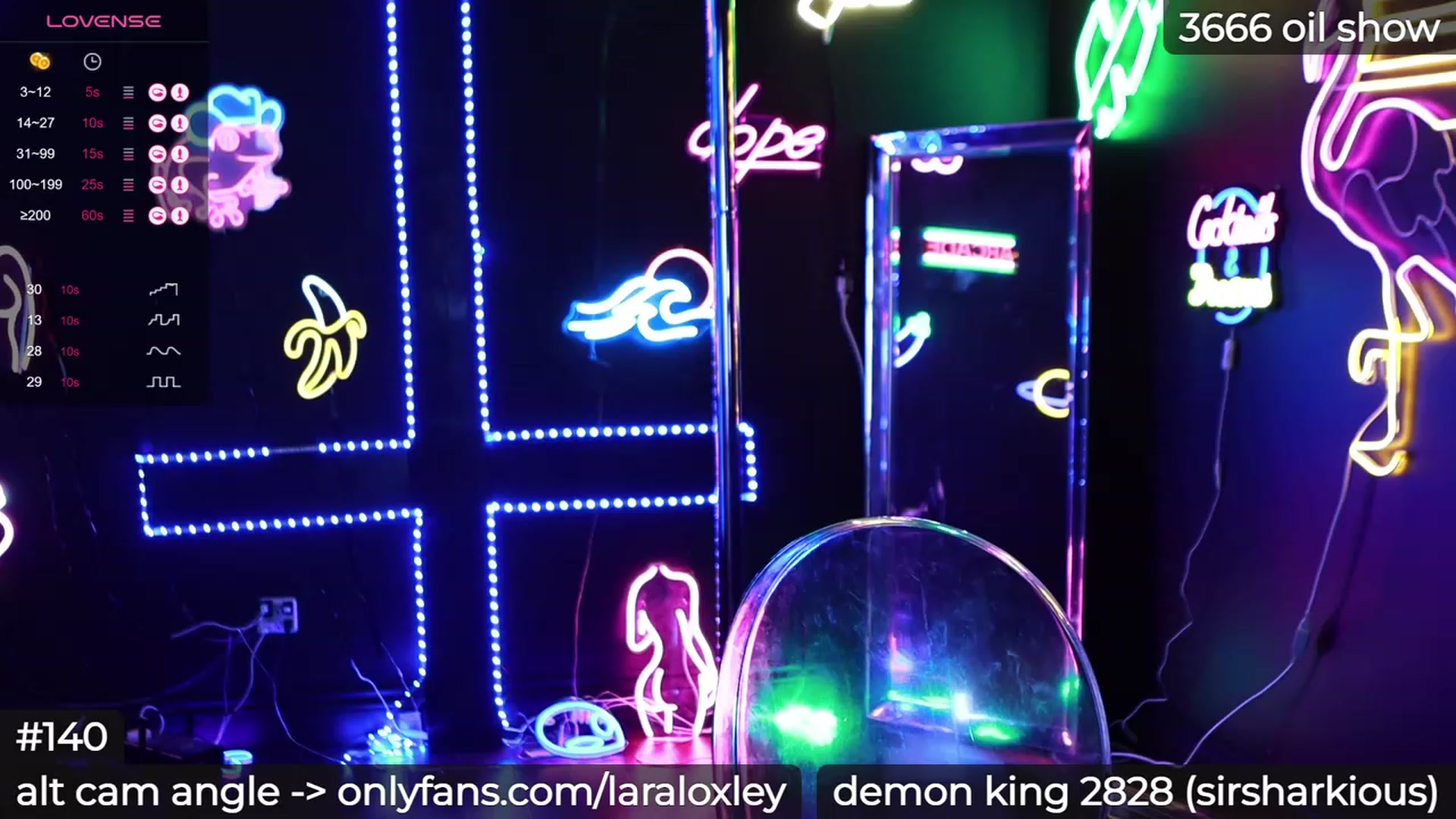 Gallery image thumbnail from LaraLoxley's myfreecams stream on, 10/02/2023, 23:18 image 15 of 20