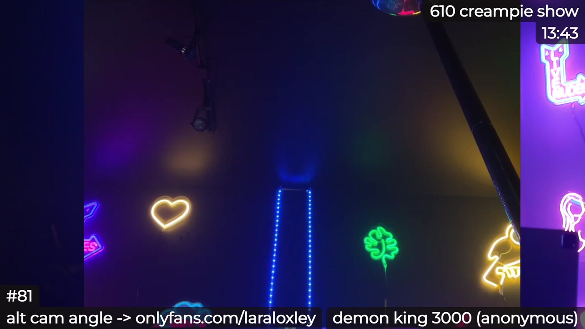 Gallery image thumbnail from LaraLoxley's myfreecams stream on, 10/03/2023, 24:01 image 14 of 20