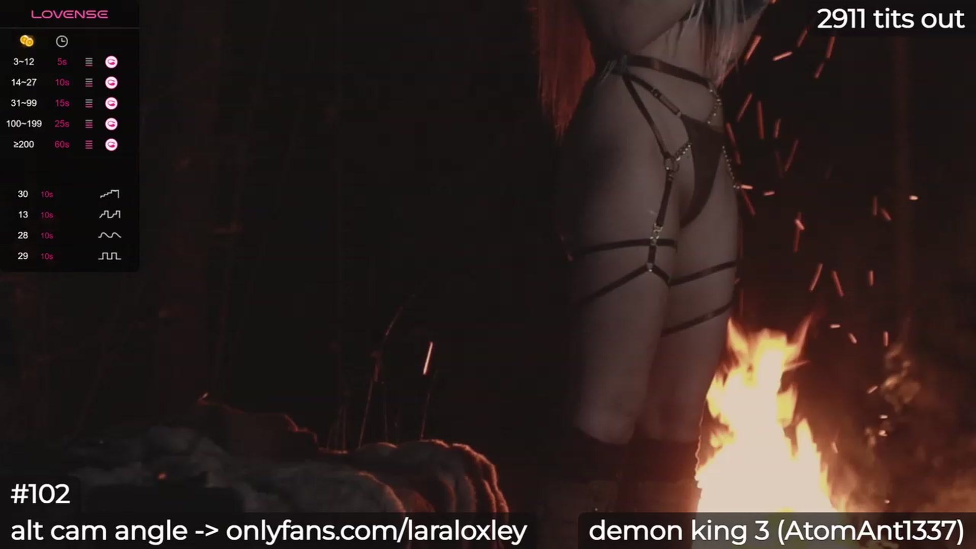 Gallery image thumbnail from LaraLoxley's myfreecams stream on, 10/04/2023, 01:03 image 10 of 20