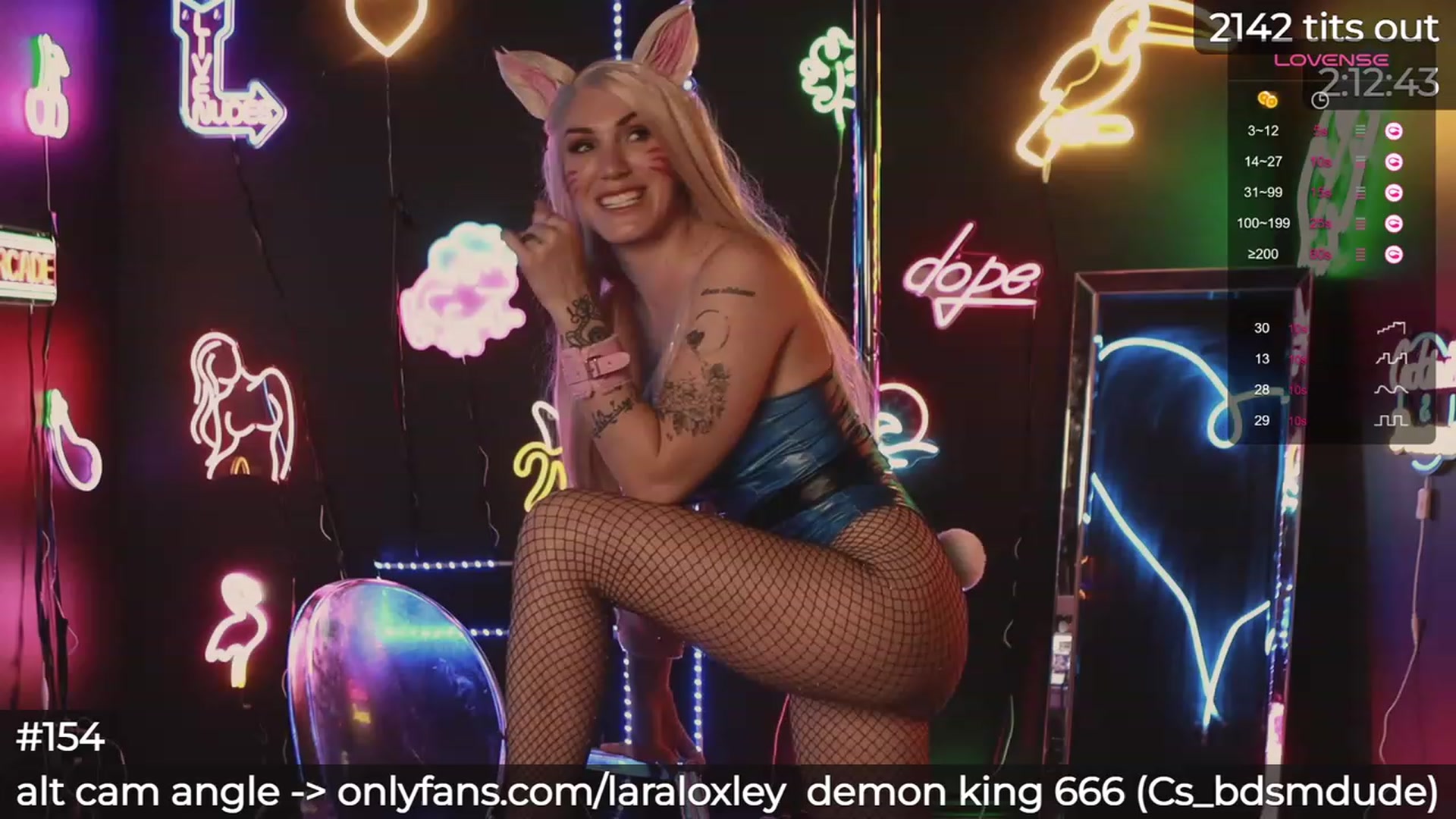 Gallery image thumbnail from LaraLoxley's myfreecams stream on, 10/05/2023, 22:19 image 13 of 20