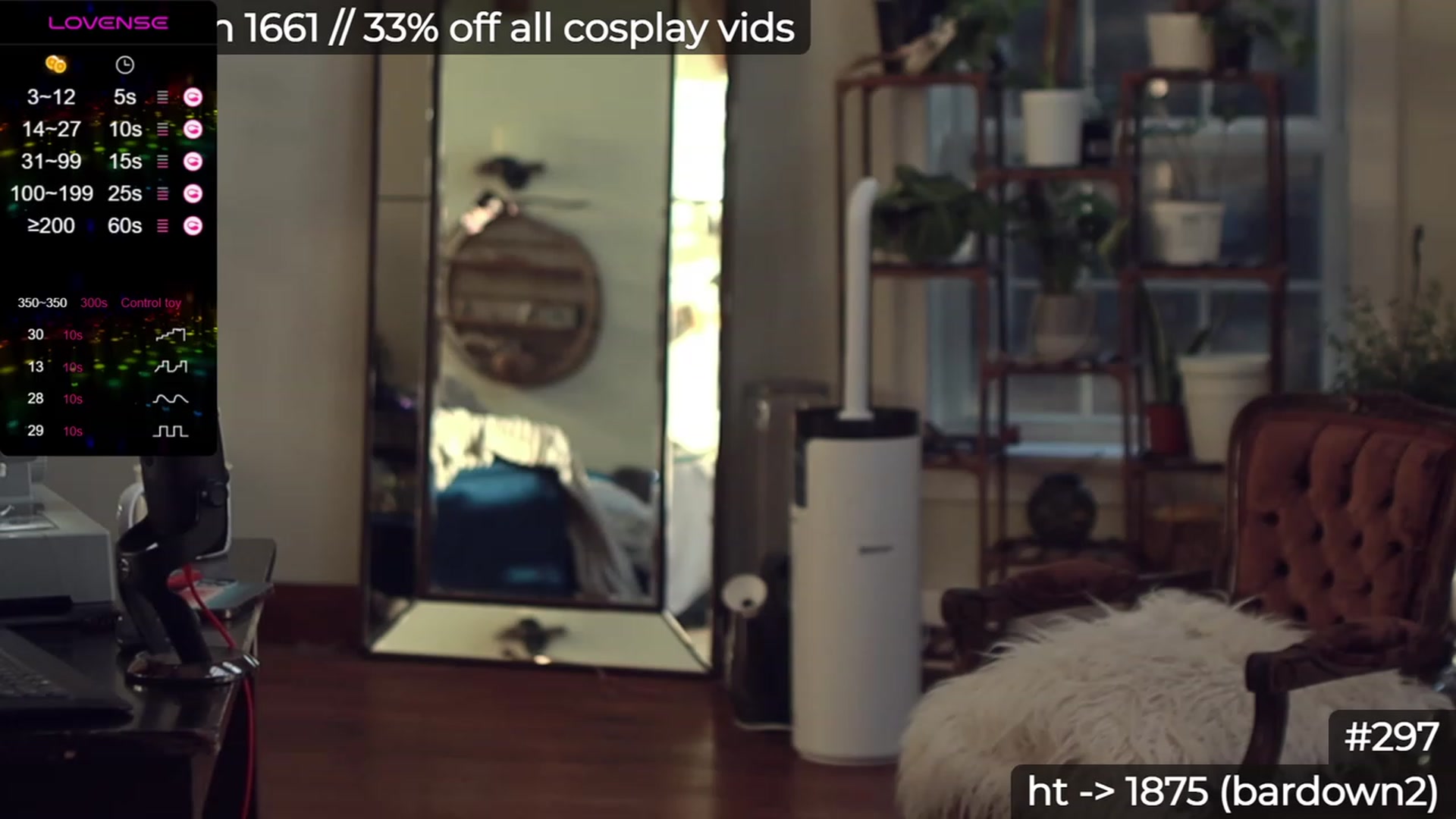 Gallery image thumbnail from LaraLoxley's myfreecams stream on, 10/28/2023, 20:46 image 8 of 20