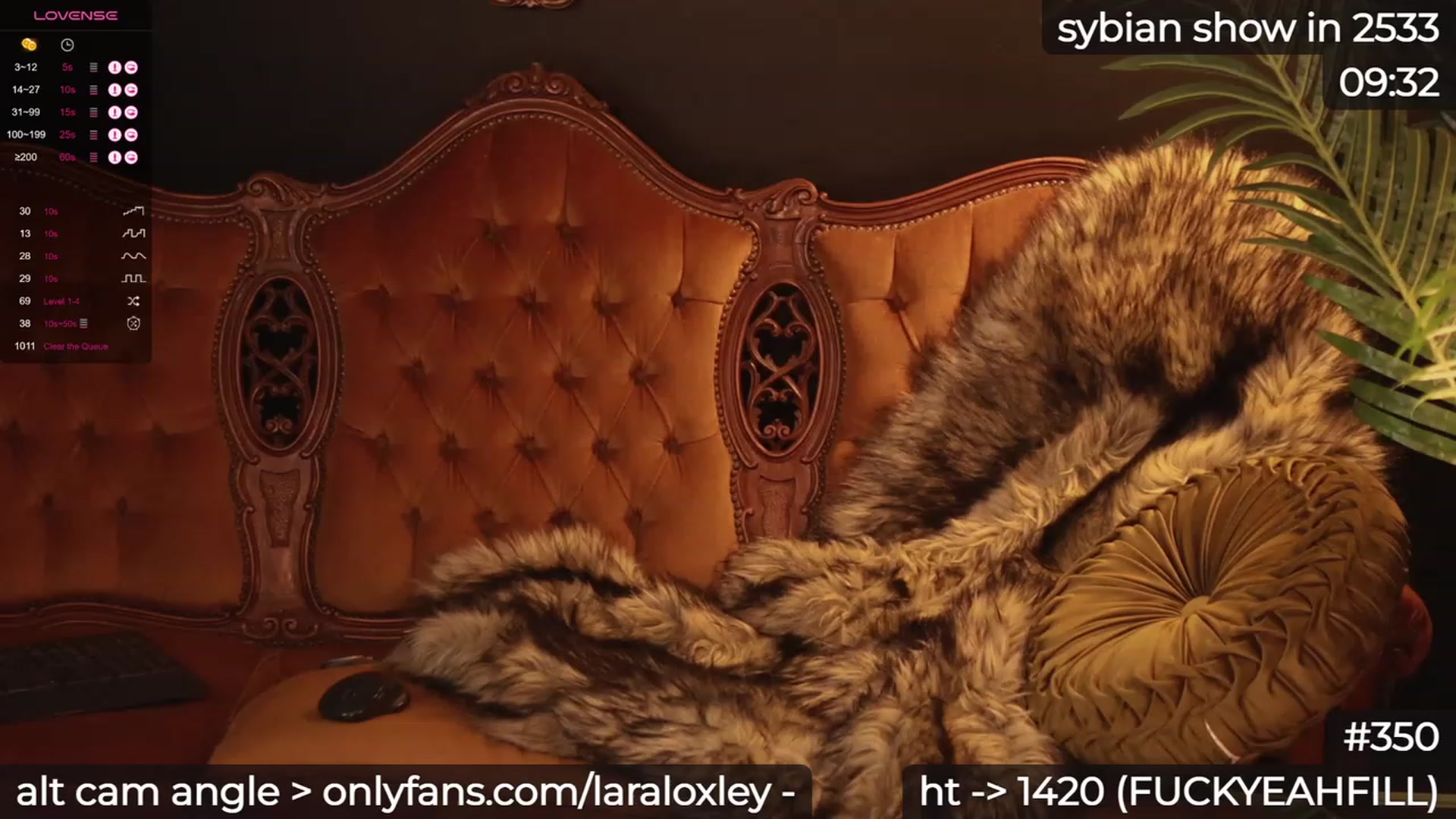 Gallery image thumbnail from LaraLoxley's myfreecams stream on, 11/03/2023, 21:58 image 16 of 20