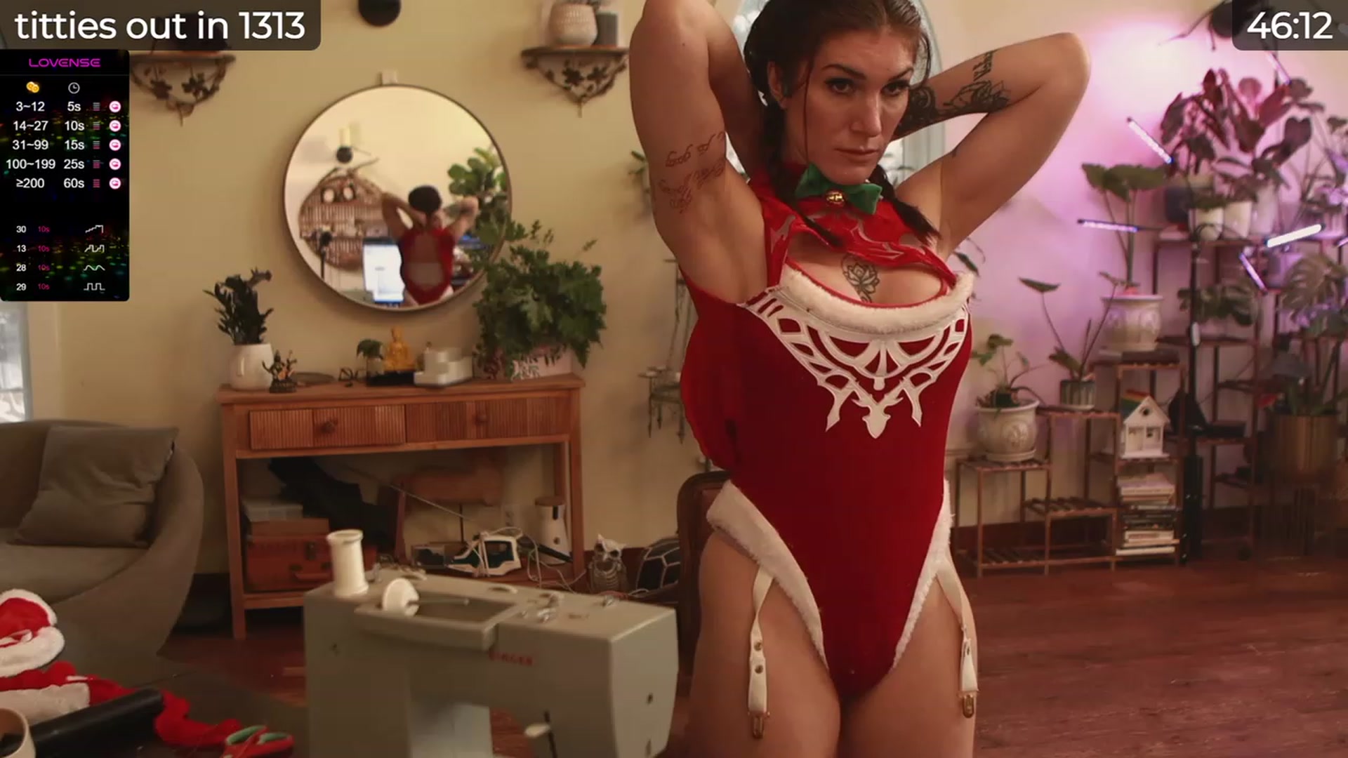 Gallery image thumbnail from LaraLoxley's myfreecams stream on, 12/19/2023, 20:51 image 13 of 20