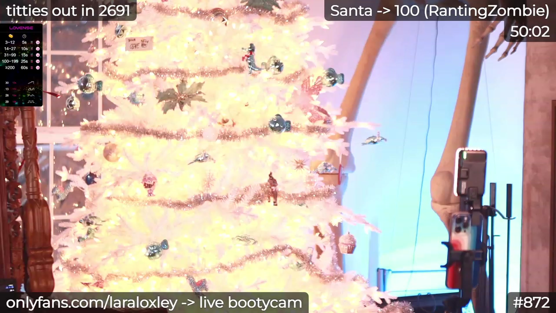 Gallery image thumbnail from LaraLoxley's myfreecams stream on, 12/22/2023, 21:45 image 9 of 20