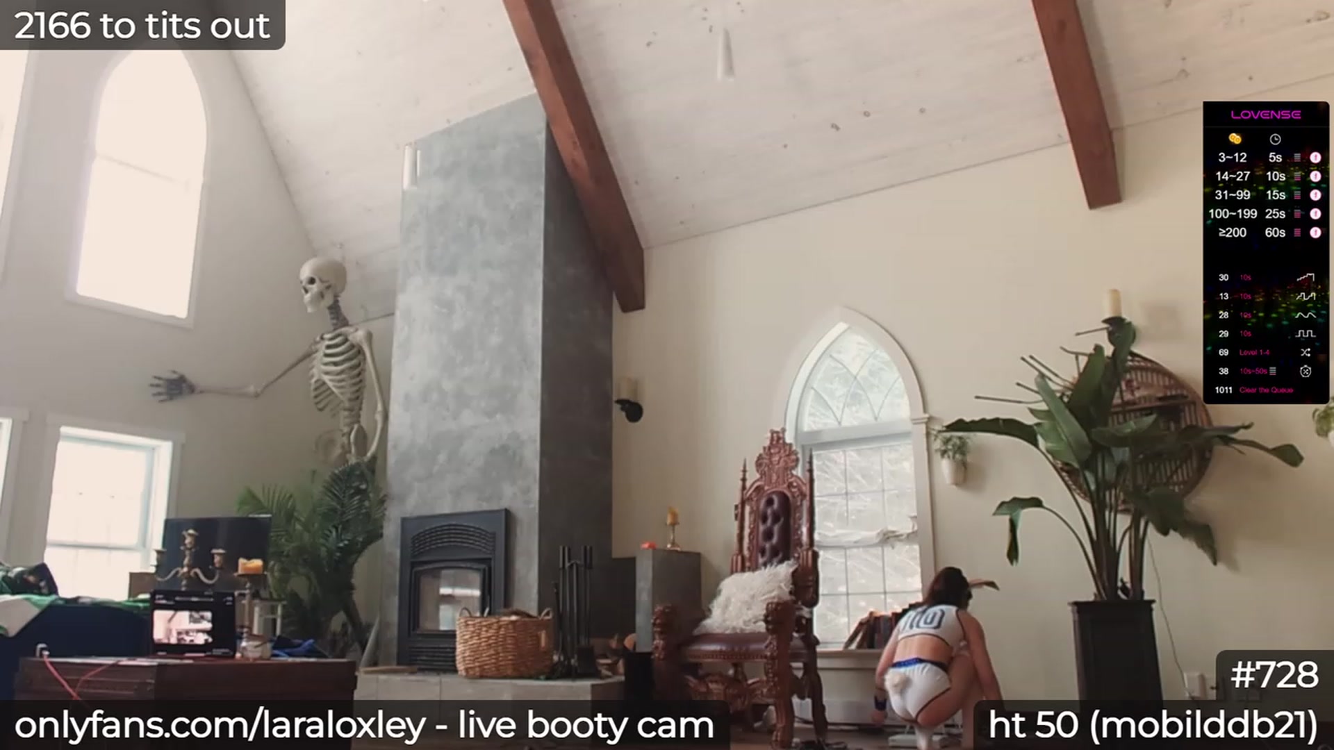 Gallery image thumbnail from LaraLoxley's myfreecams stream on, 01/25/2024, 19:35 image 2 of 20