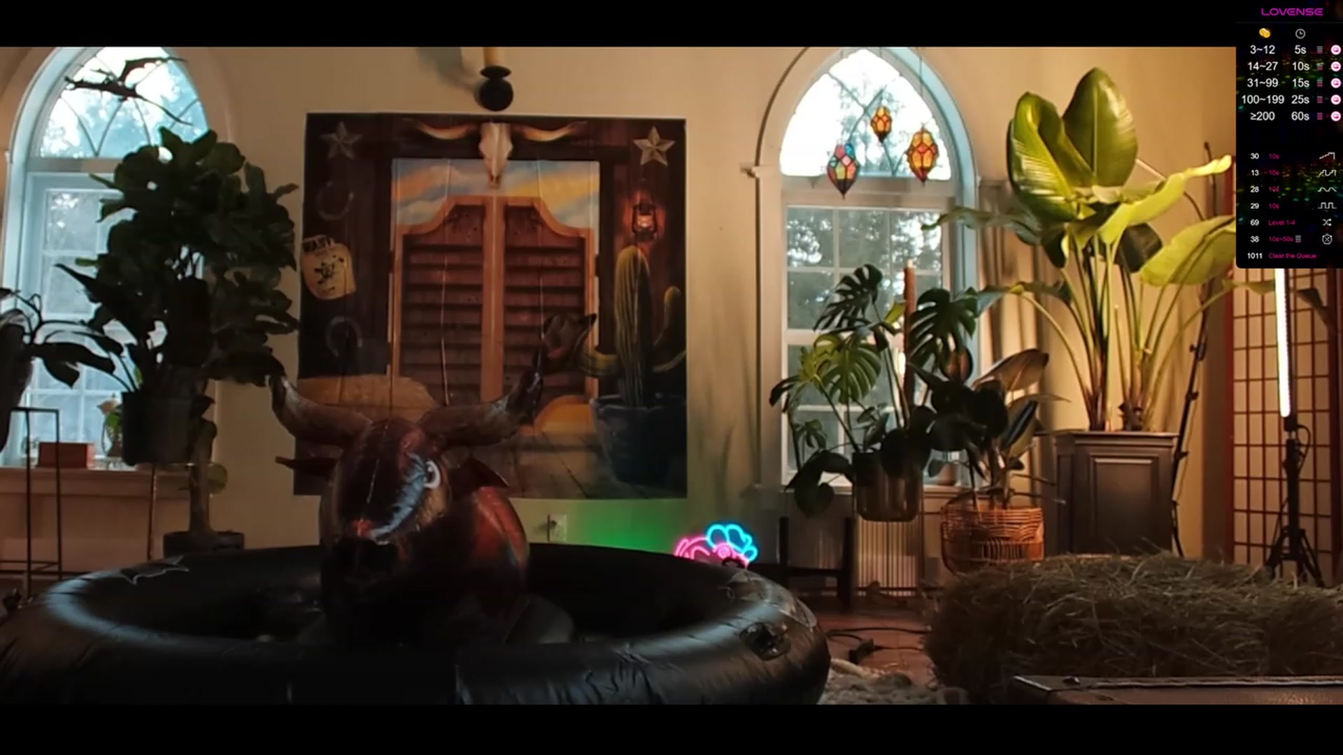 Gallery image thumbnail from LaraLoxley's myfreecams stream on, 03/15/2024, 21:51 image 12 of 20