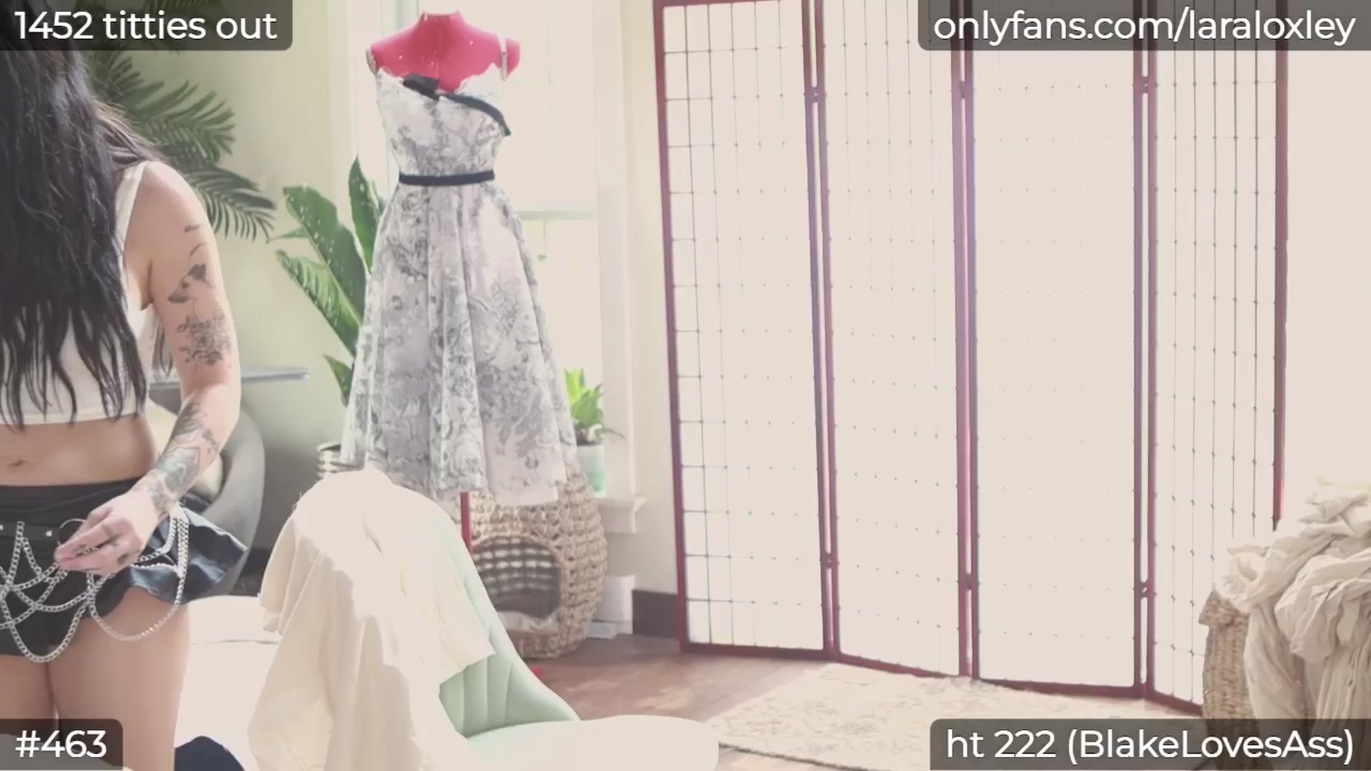 Gallery image thumbnail from LaraLoxley's myfreecams stream on, 08/15/2024, 18:08 image 5 of 20