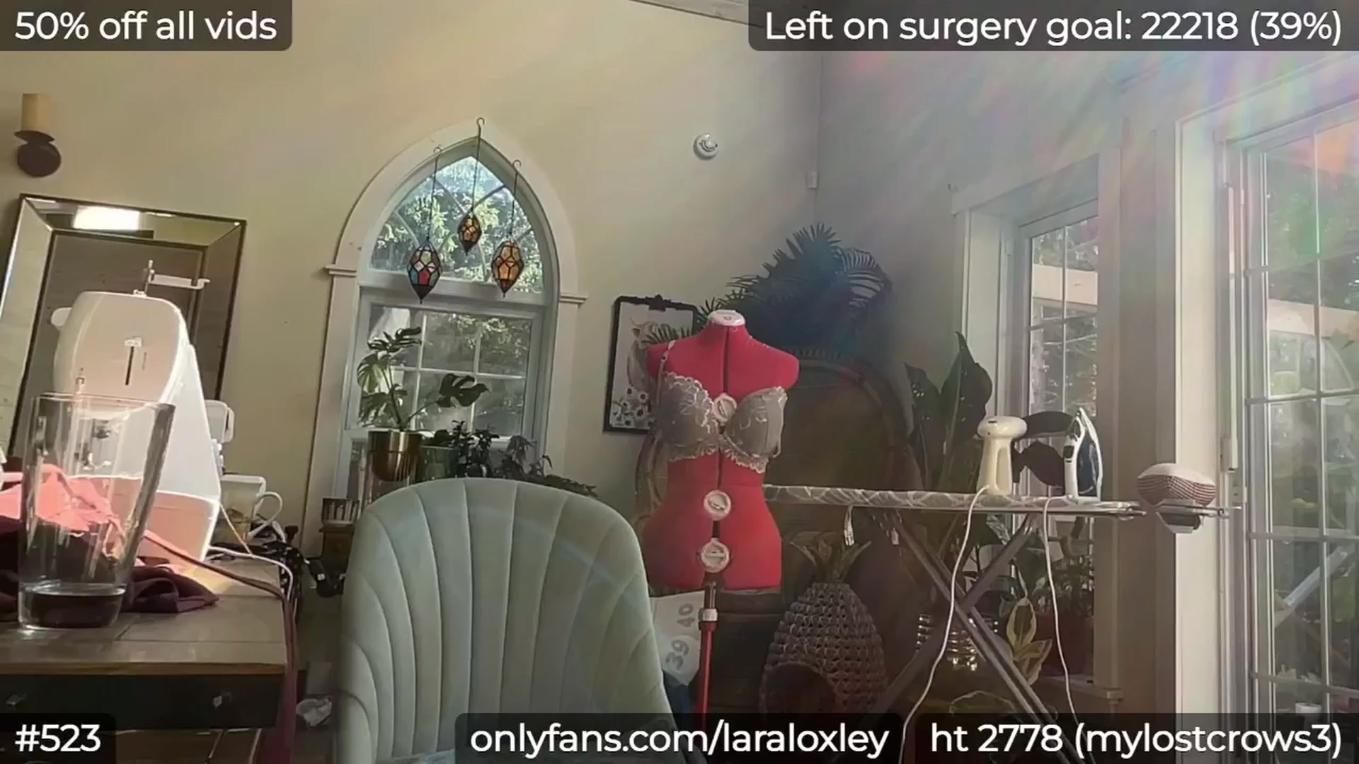 Gallery image thumbnail from LaraLoxley's myfreecams stream on, 09/28/2024, 18:19 image 12 of 20
