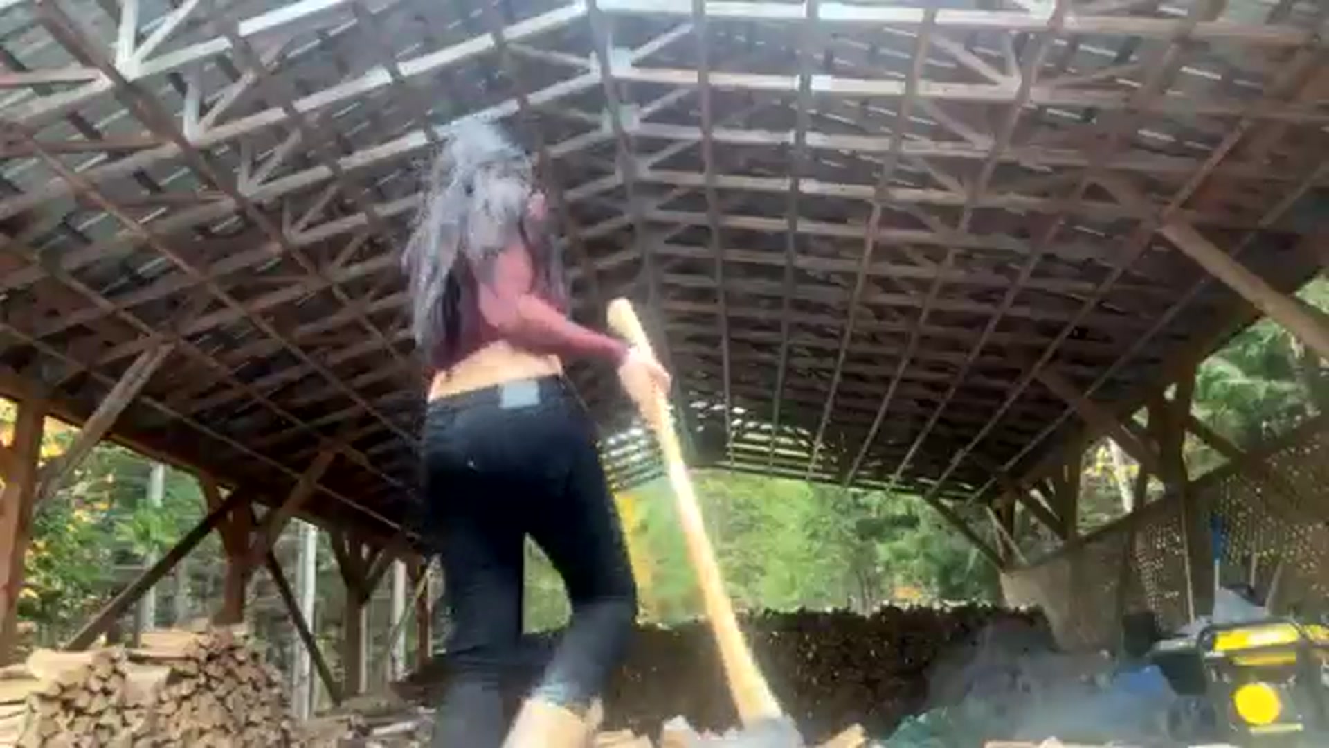 Gallery image thumbnail from LaraLoxley's myfreecams stream on, 10/14/2024, 17:16 image 2 of 20