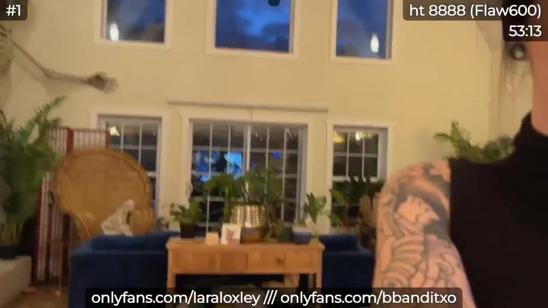 Gallery image thumbnail from LaraLoxley's myfreecams stream on, 11/02/2024, 22:41 image 16 of 20