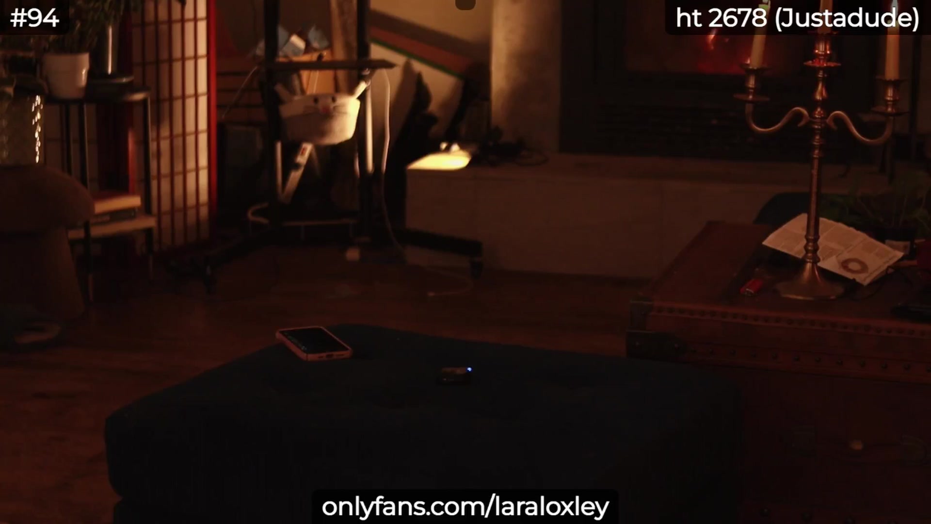 Gallery image thumbnail from LaraLoxley's myfreecams stream on, 12/28/2024, 01:45 image 9 of 20
