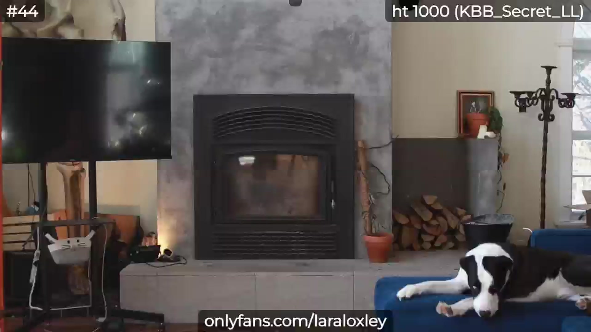 Gallery image thumbnail from LaraLoxley's myfreecams stream on, 03/02/2025, 15:44 image 19 of 20