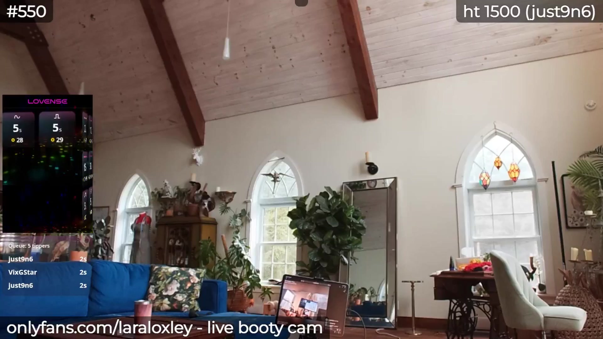 Gallery image thumbnail from LaraLoxley's myfreecams stream on, 04/24/2025, 18:05 image 3 of 20