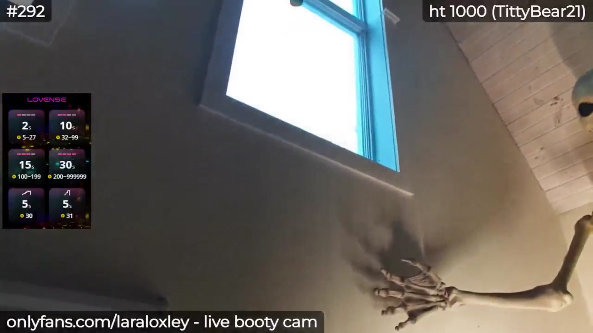 Gallery image thumbnail from LaraLoxley's myfreecams stream on, 04/29/2025, 22:05 image 5 of 20
