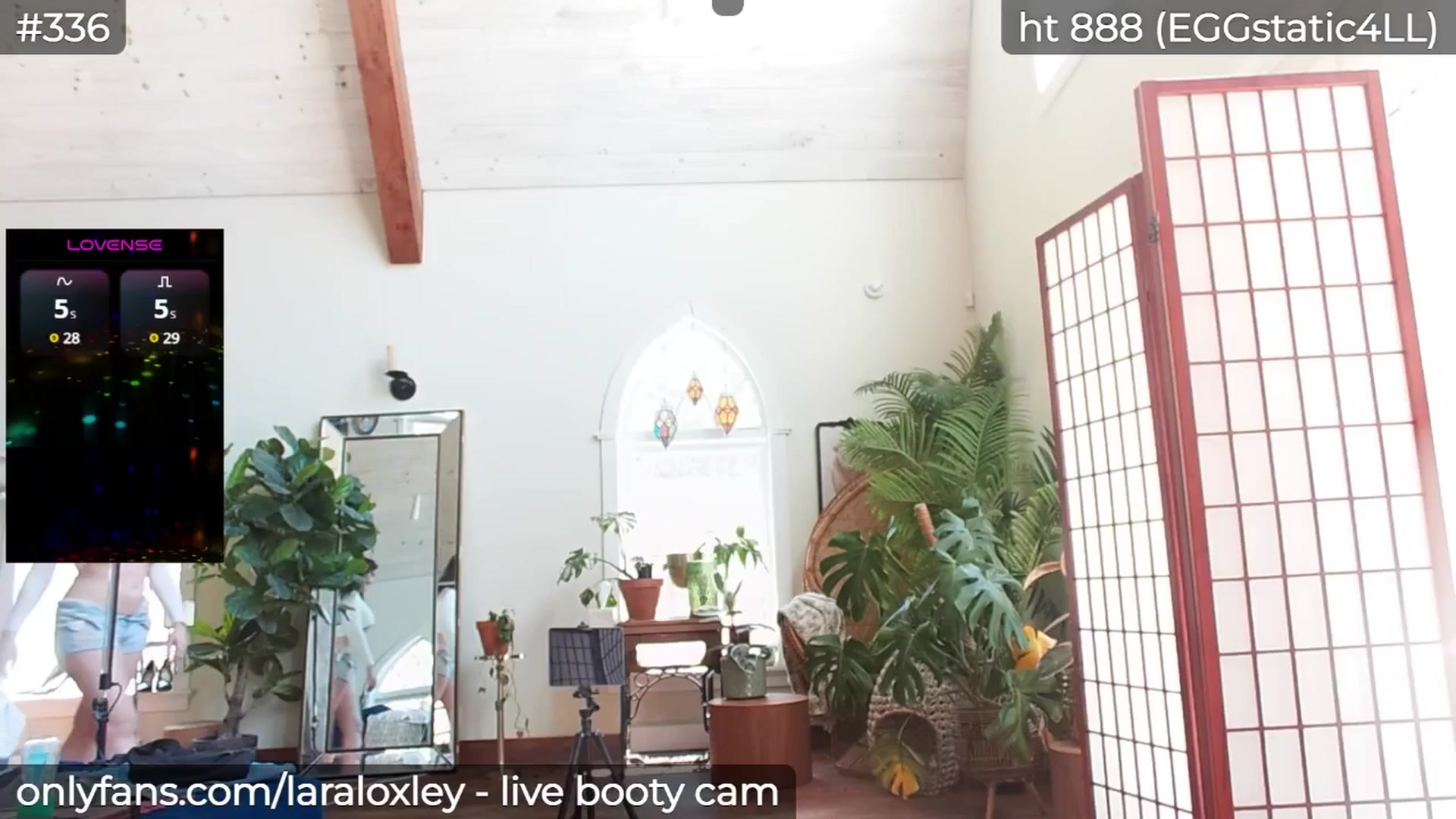 Gallery image thumbnail from LaraLoxley's myfreecams stream on, 05/11/2025, 17:53 image 3 of 20